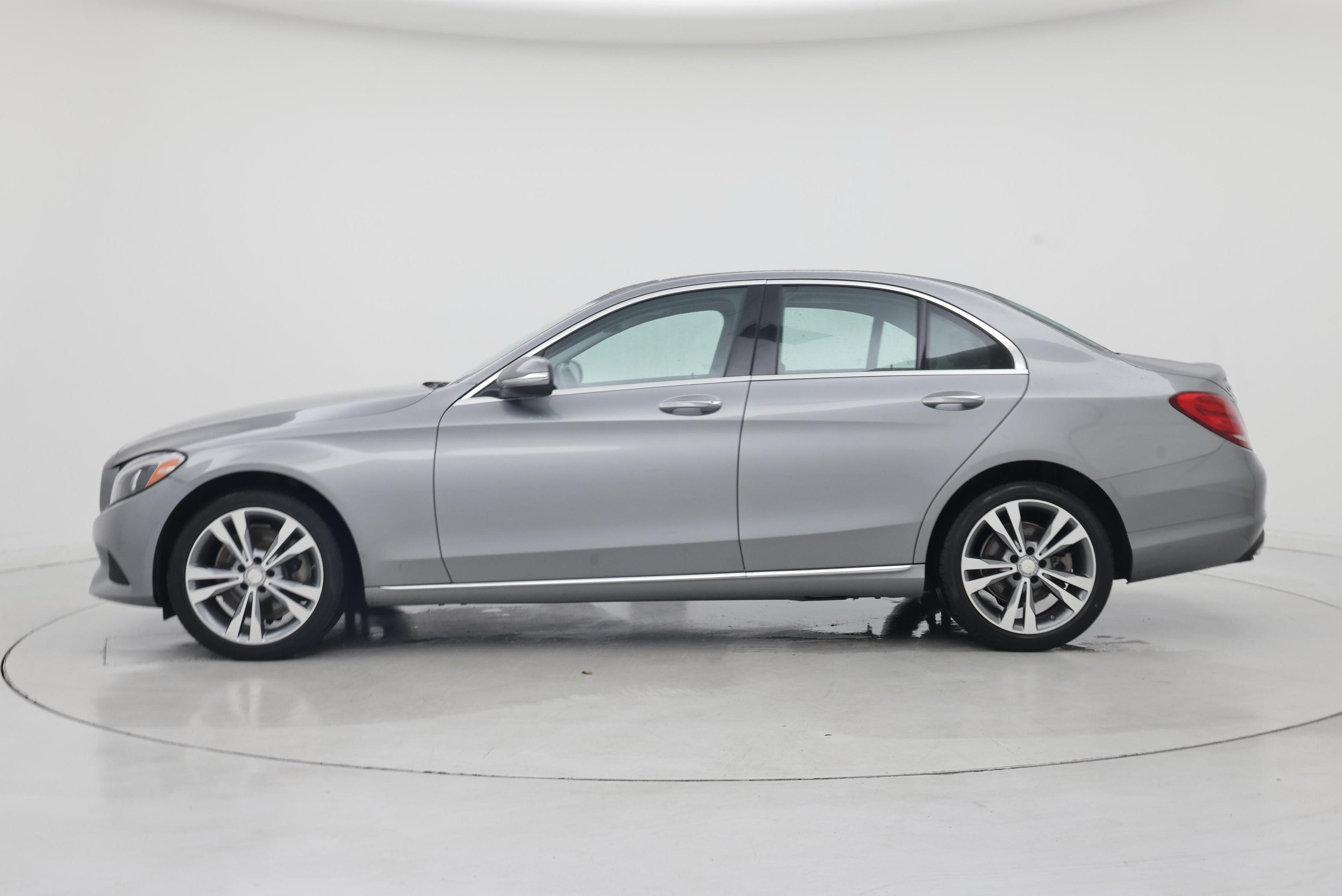 Thumbnail: 2015 Mercedes-Benz C-Class - 3