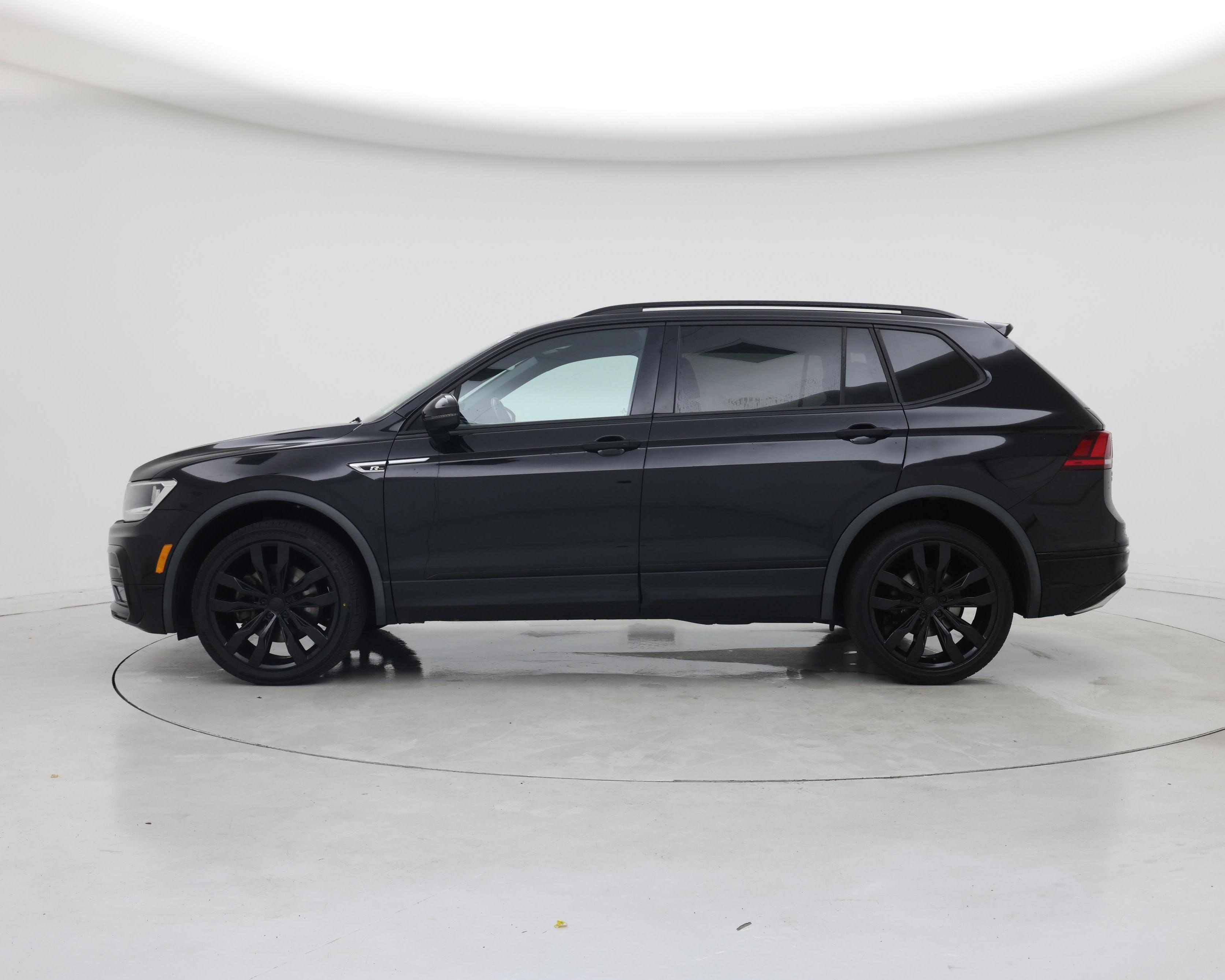Thumbnail: 2020 Volkswagen Tiguan - 3