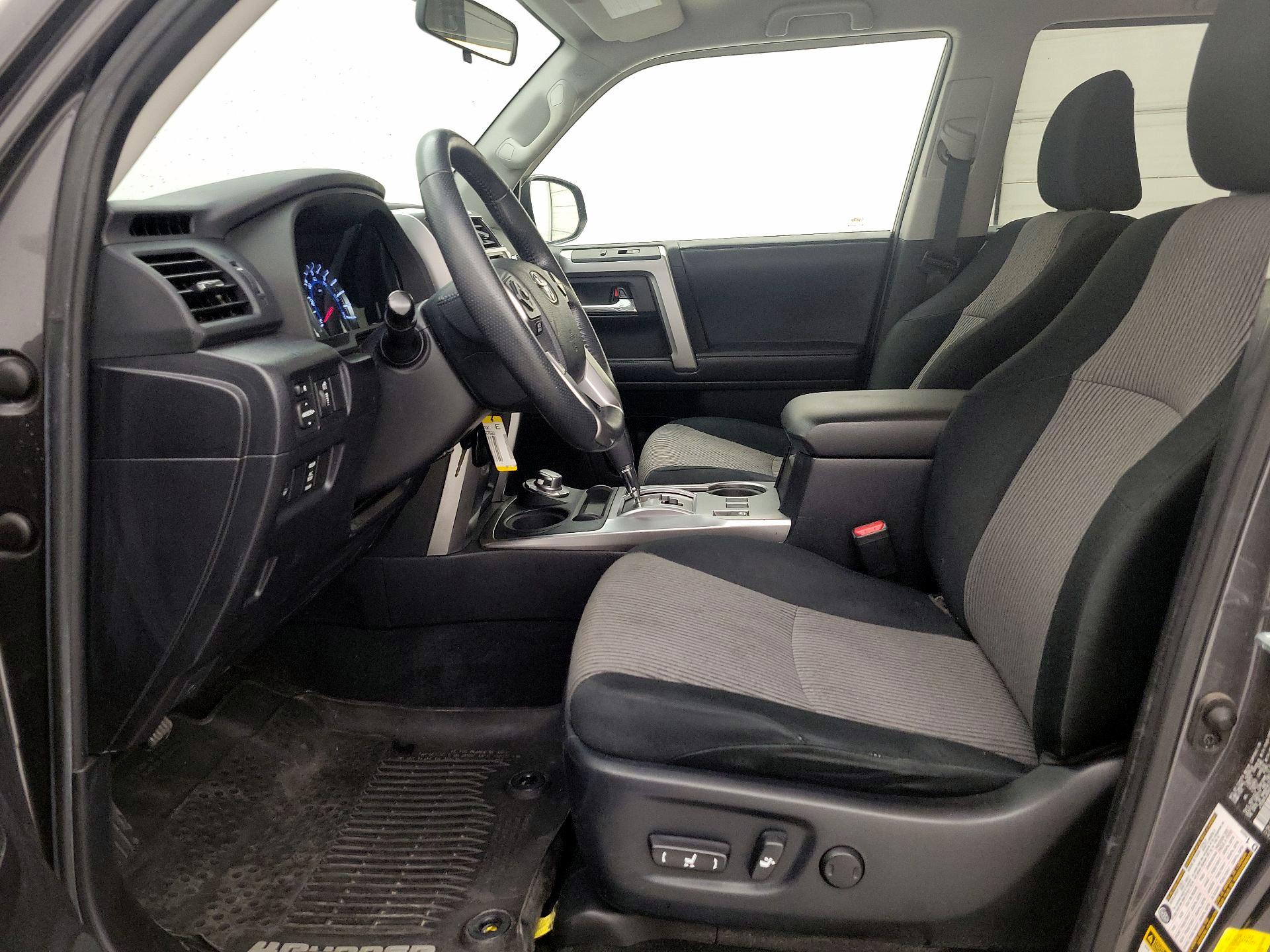Thumbnail: 2019 Toyota 4Runner - 11