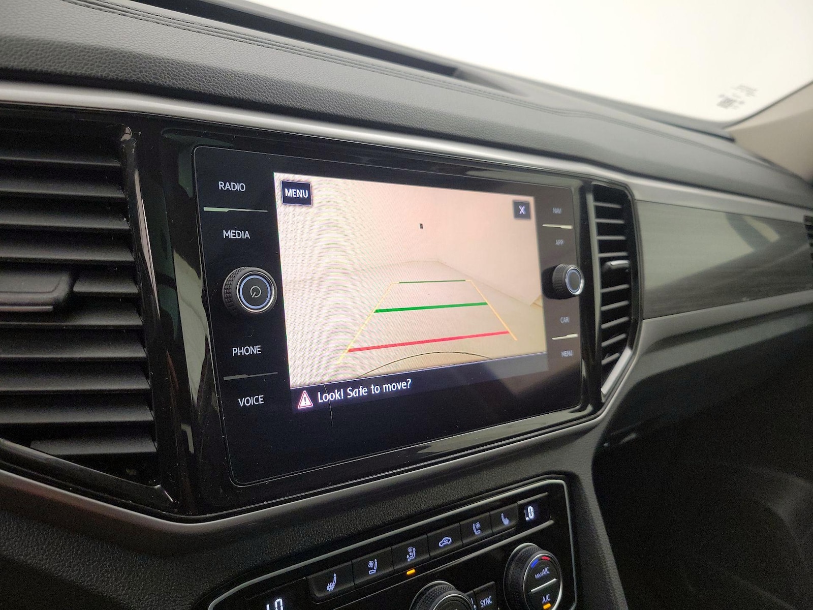 2021 Volkswagen Atlas SEL Premium - Photo 16