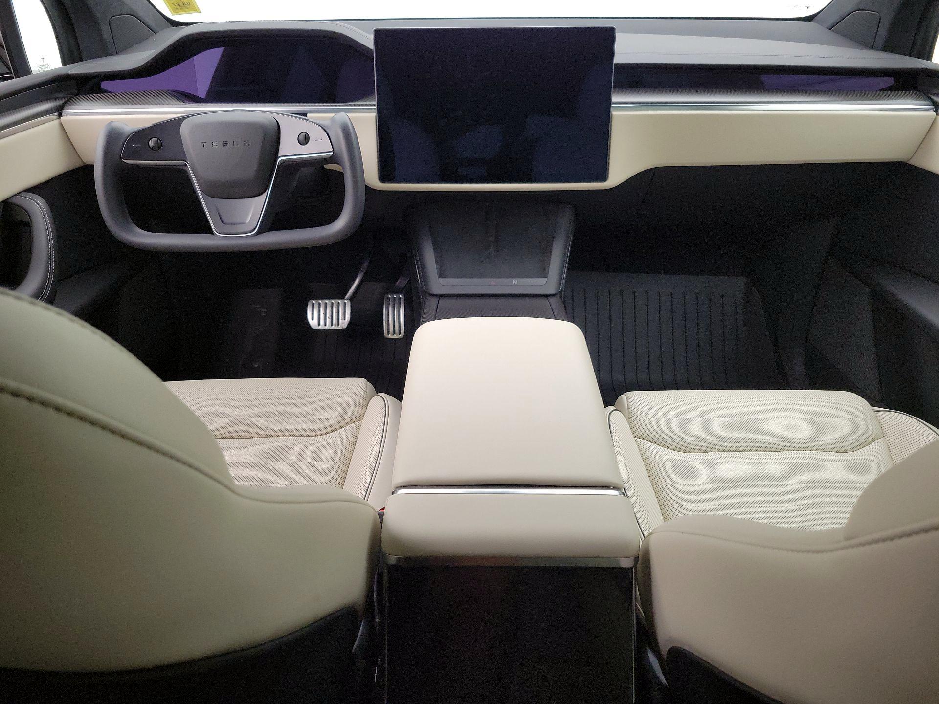 Thumbnail: 2022 Tesla Model X - 9