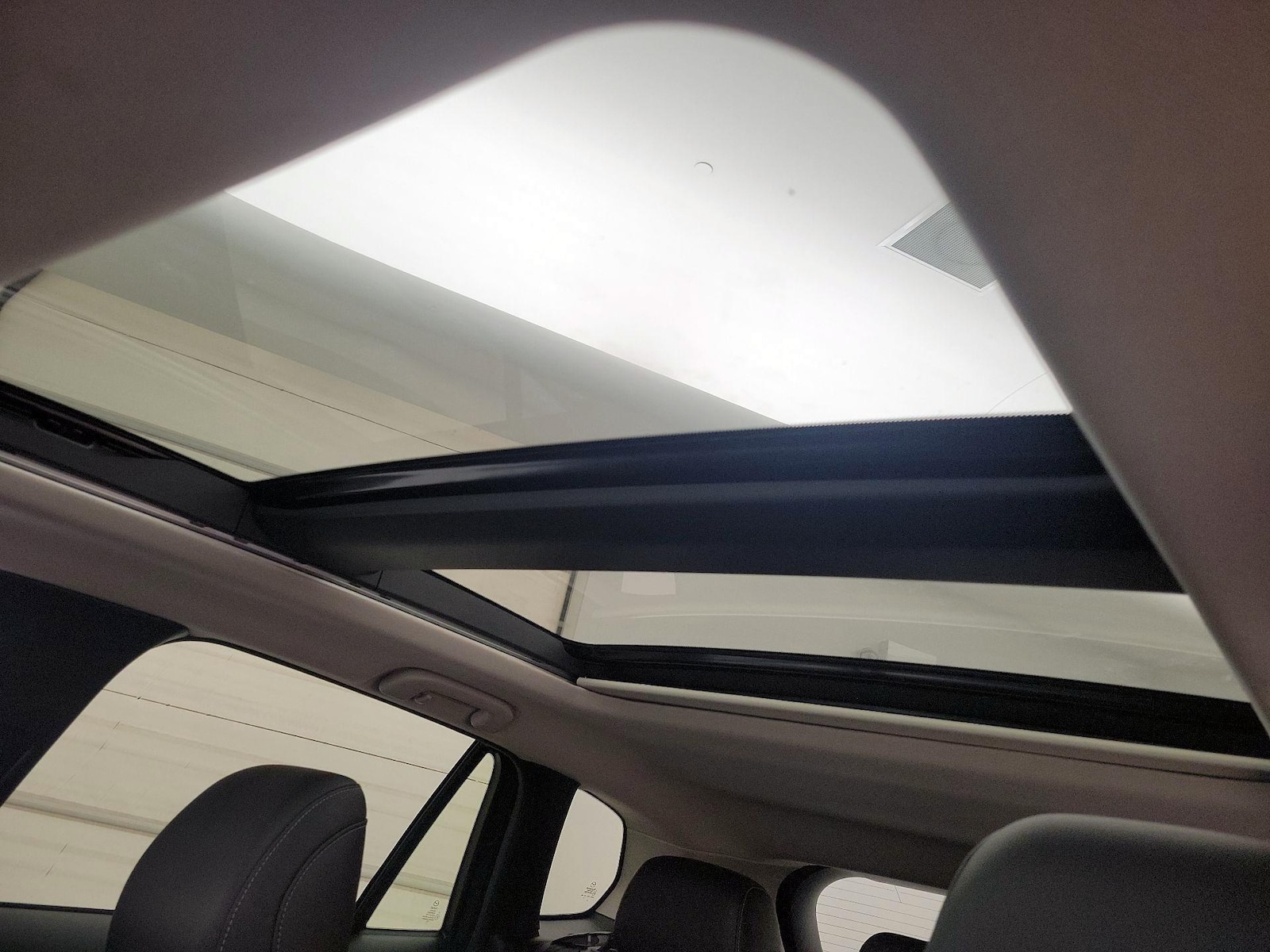 Panoramic Sunroof