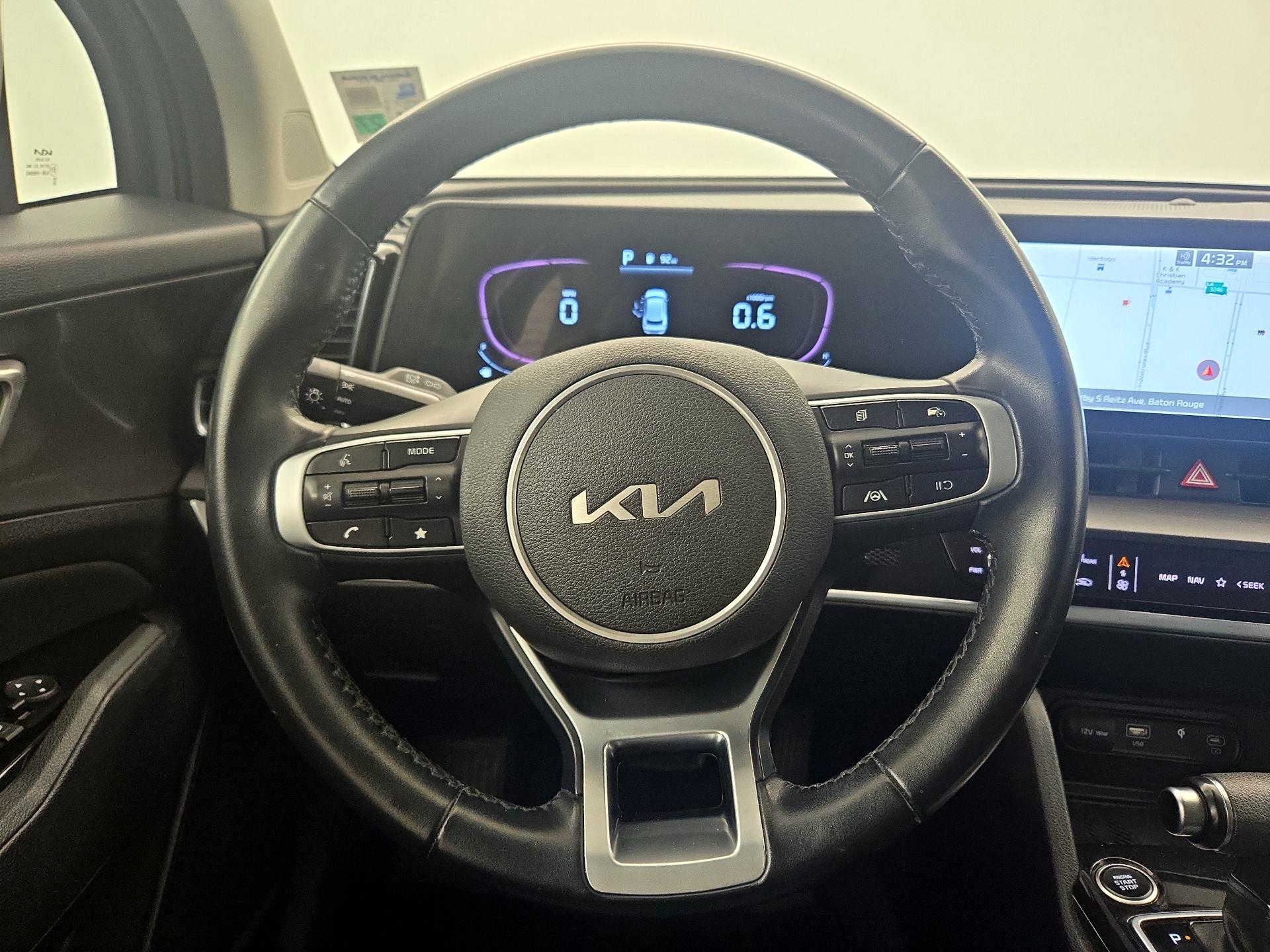 Thumbnail: 2023 Kia Sportage - 10