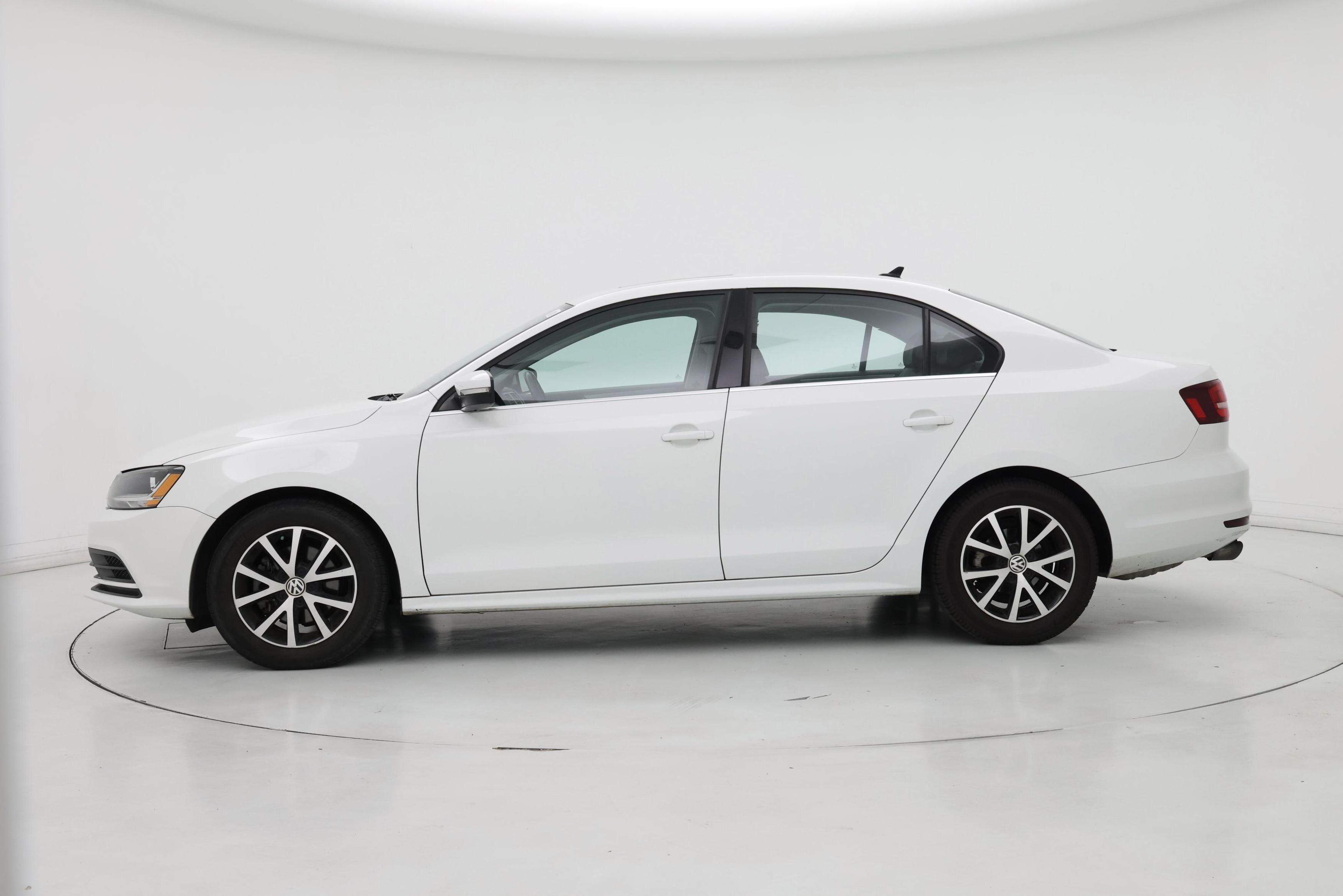 Thumbnail: 2017 Volkswagen Jetta - 3