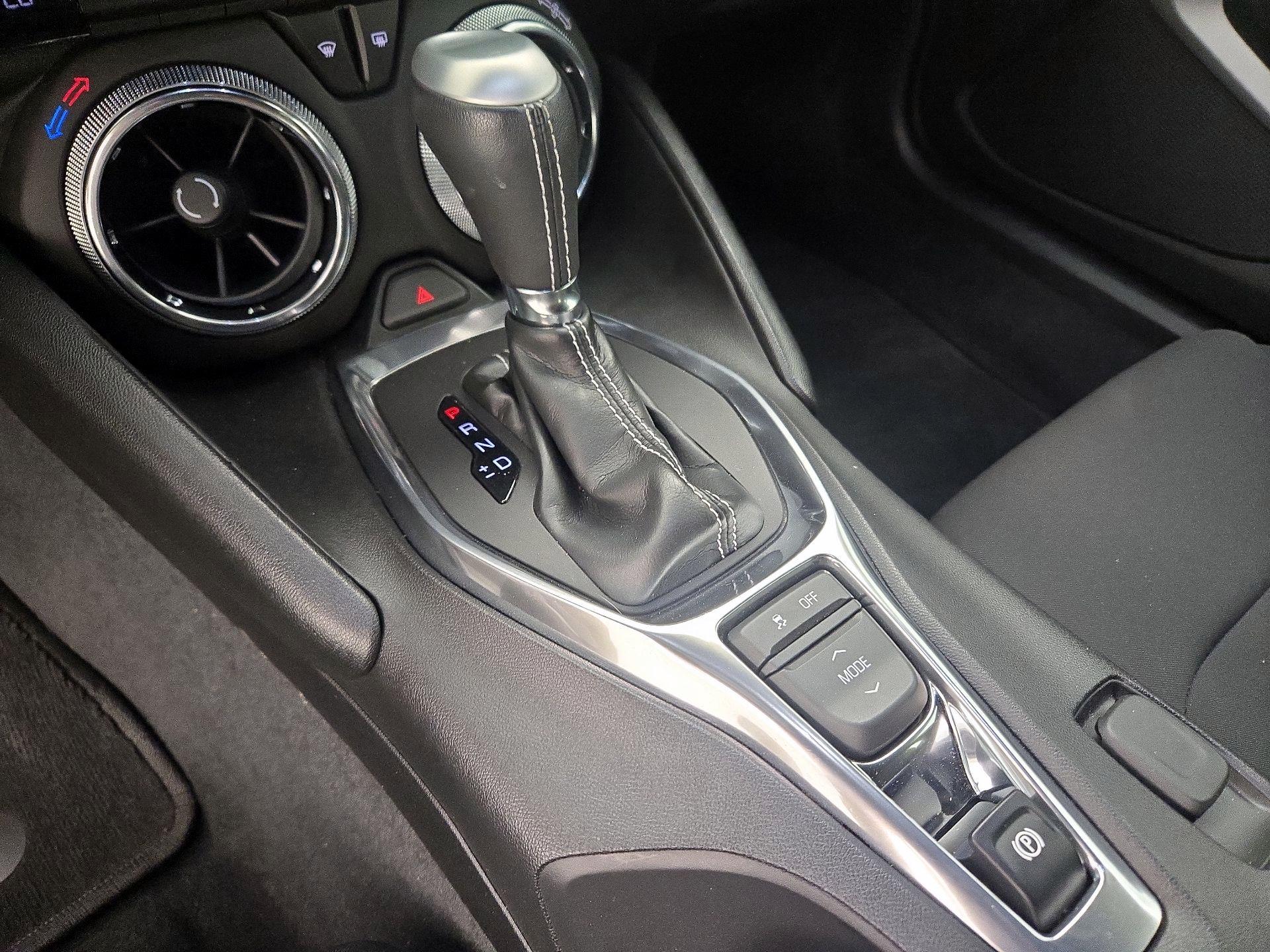 Thumbnail: 2018 Chevrolet Camaro - 16