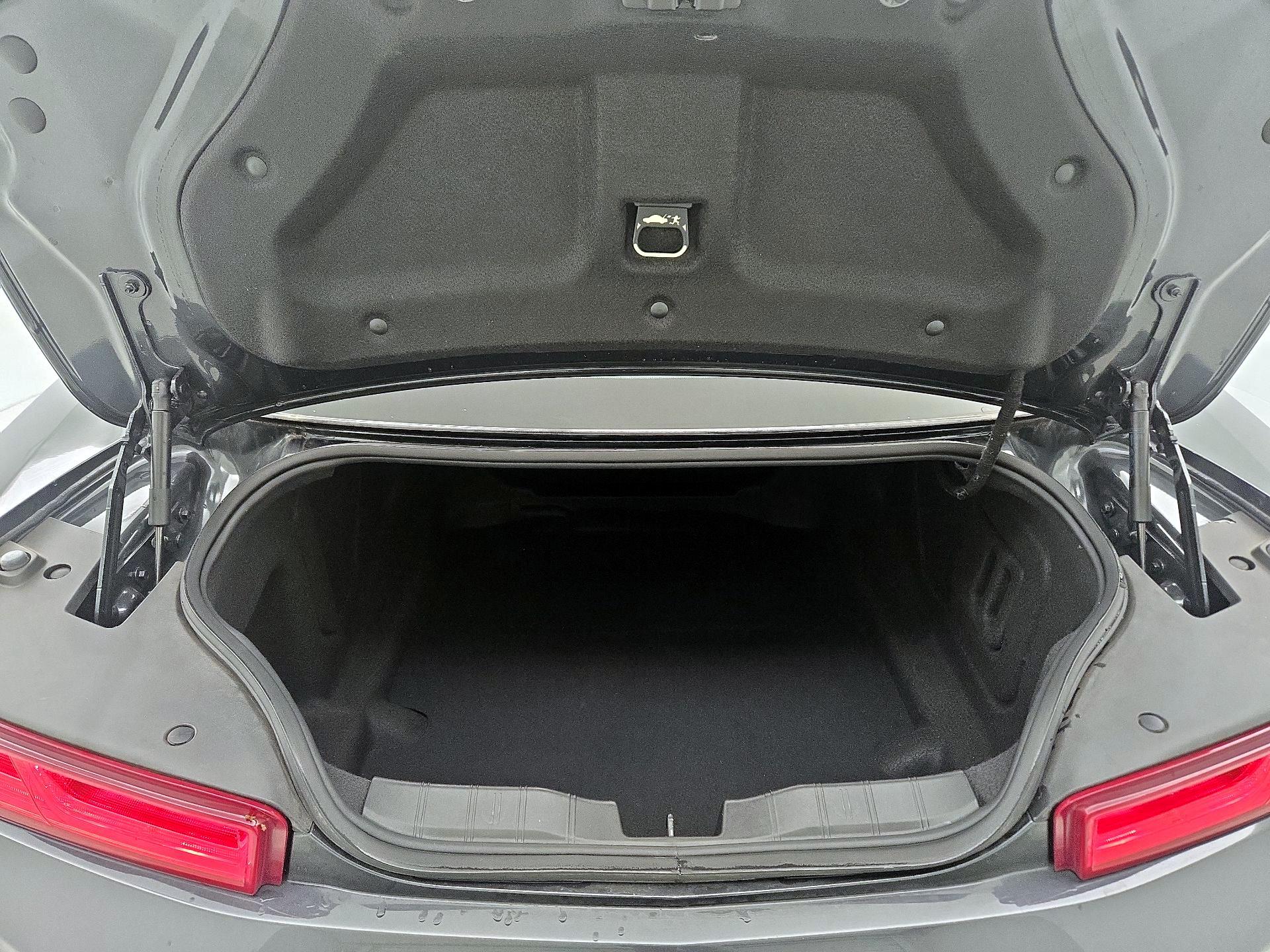 Thumbnail: 2018 Chevrolet Camaro - 19