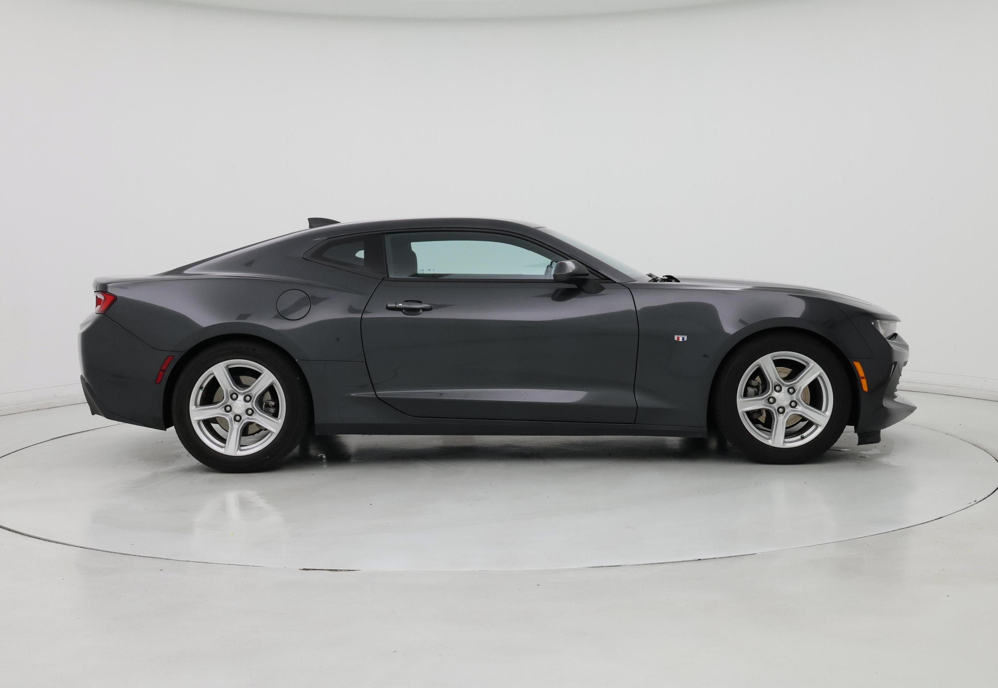 Thumbnail: 2018 Chevrolet Camaro - 7