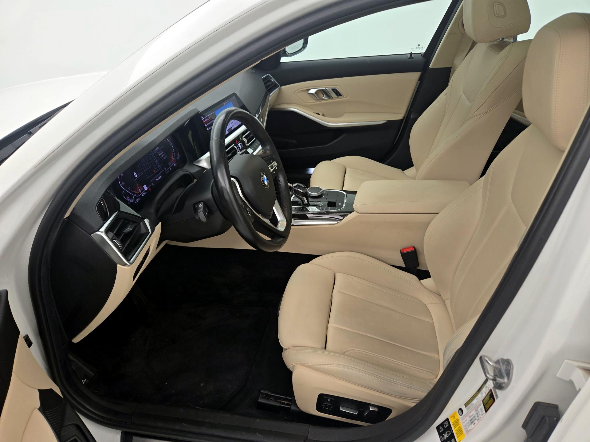 Thumbnail: 2019 BMW 3 Series - 11