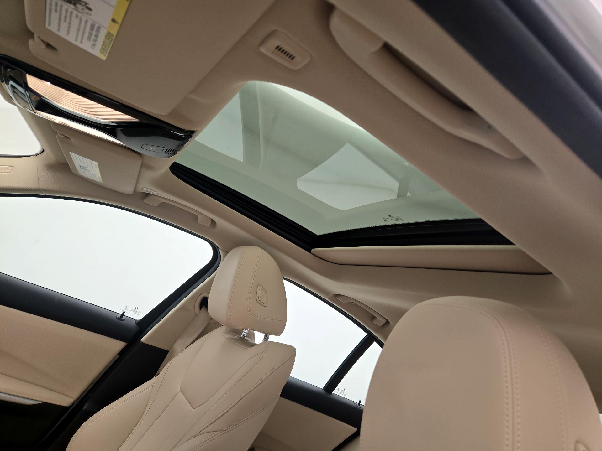 Thumbnail: 2019 BMW 3 Series - 20