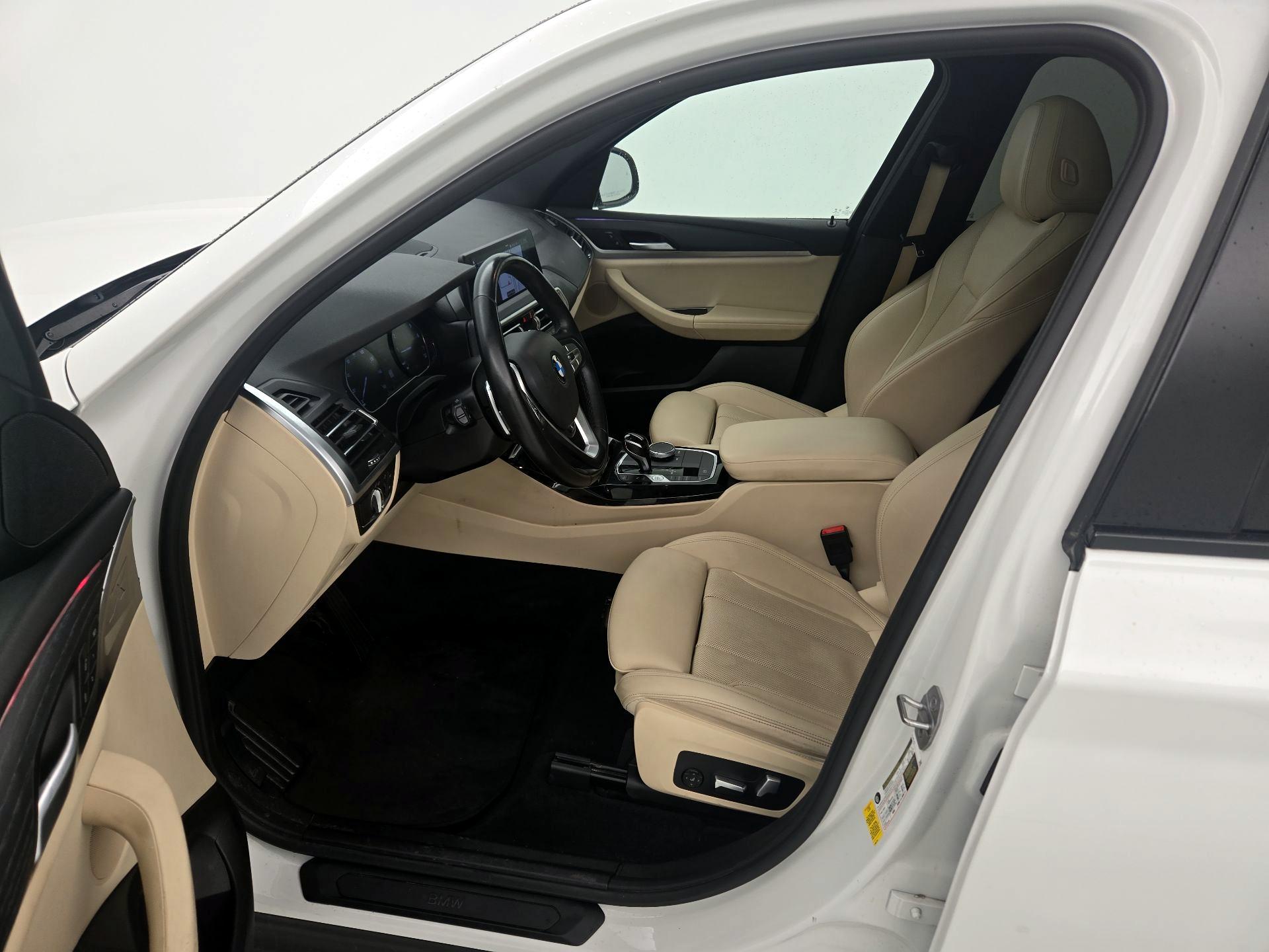 Thumbnail: 2022 BMW X3 - 11