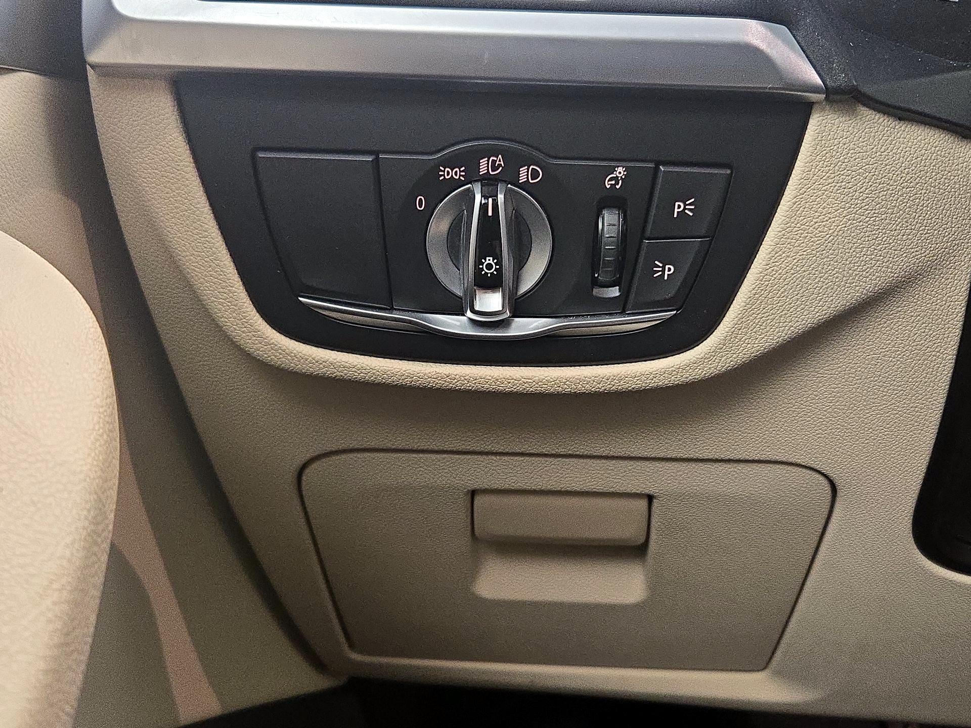 Thumbnail: 2022 BMW X3 - 13