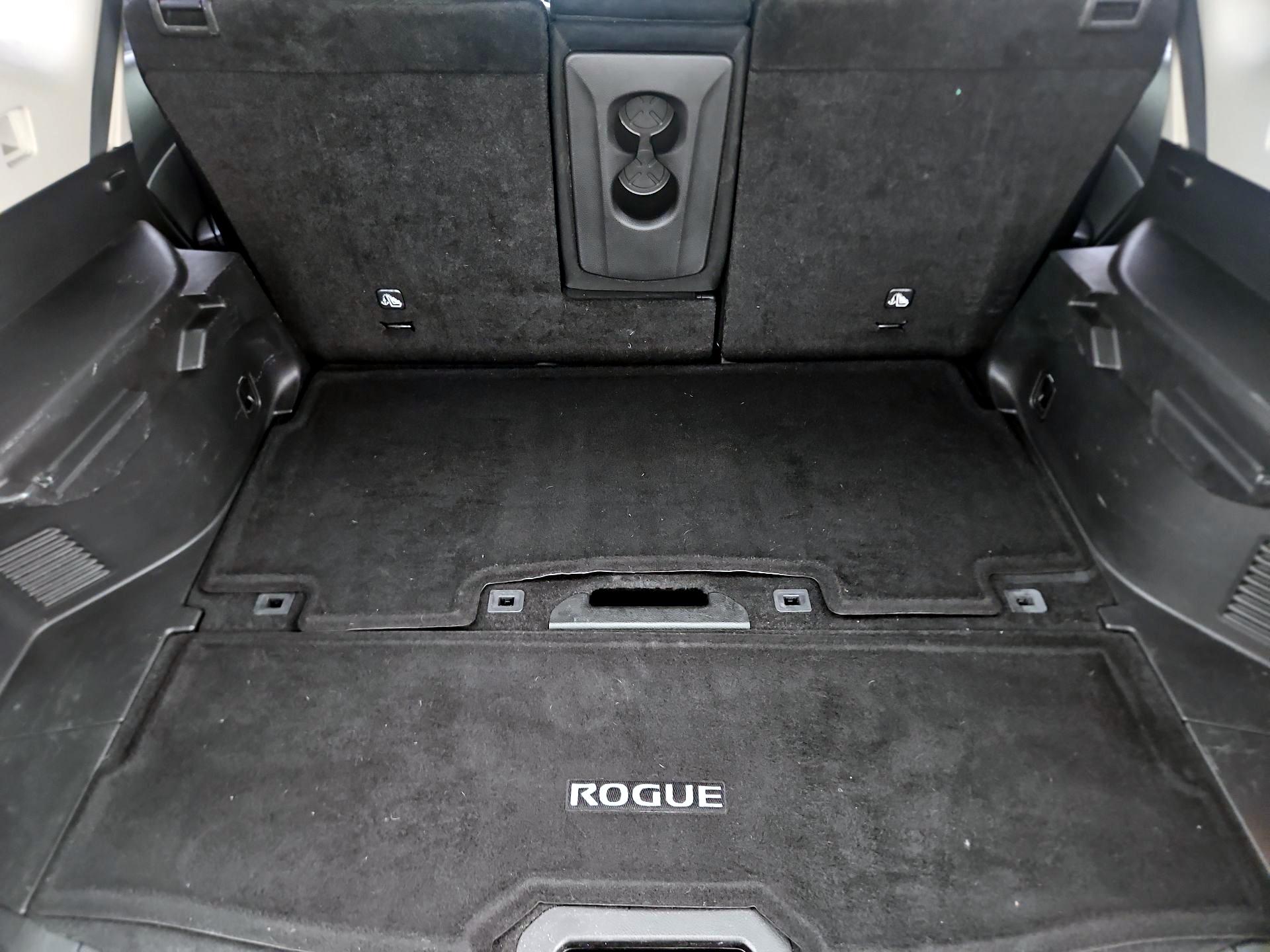 Thumbnail: 2016 Nissan Rogue - 19