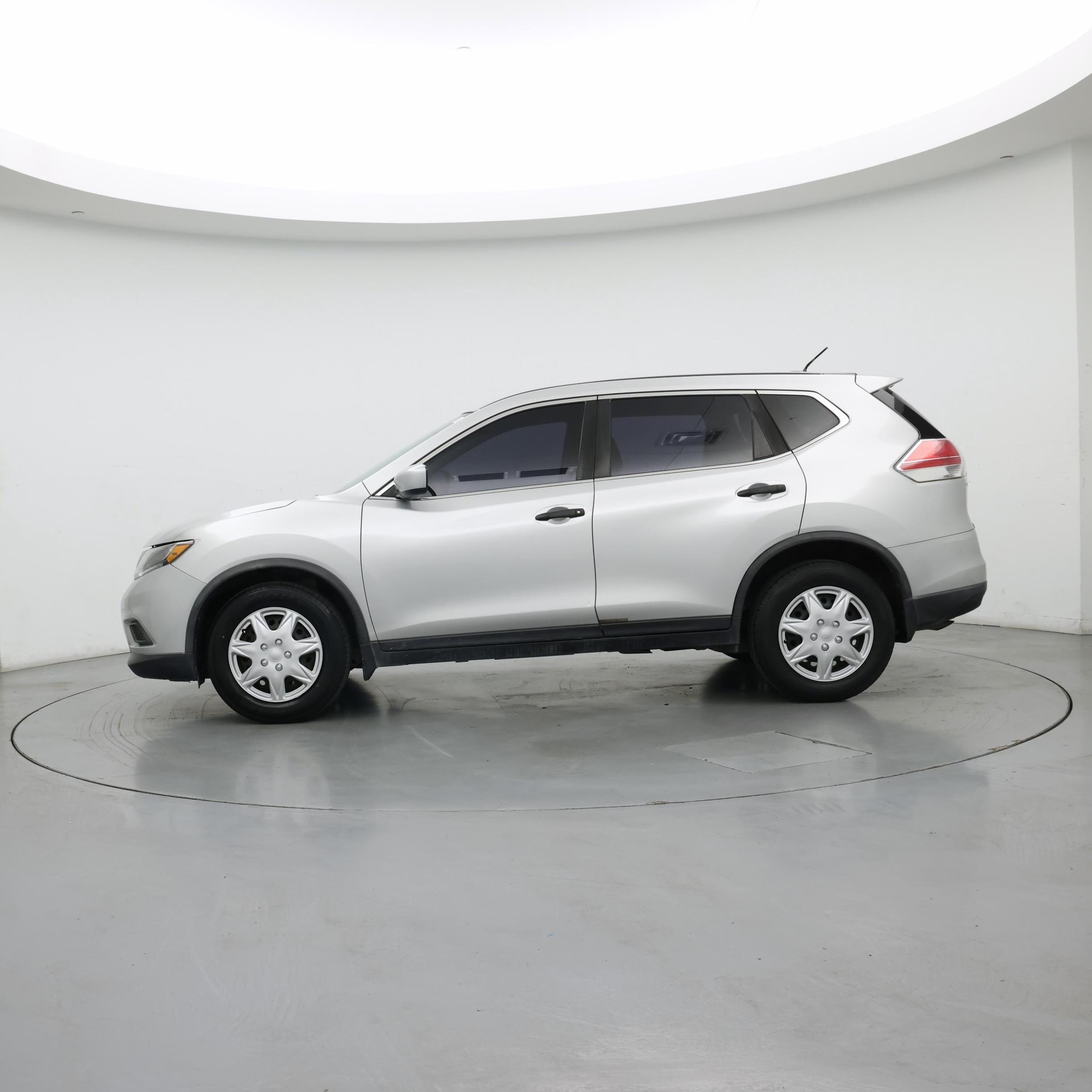 Thumbnail: 2016 Nissan Rogue - 3