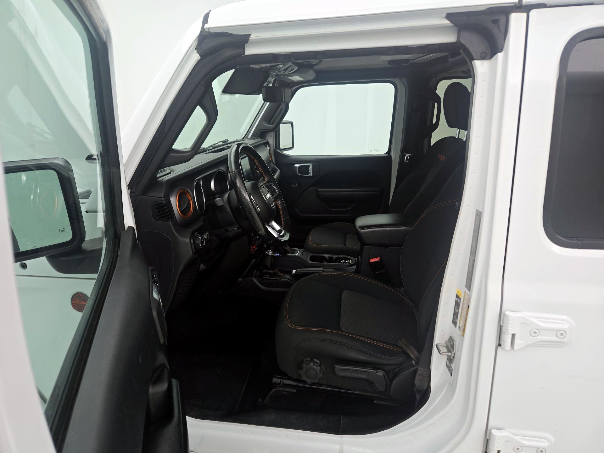 Thumbnail: 2021 Jeep Gladiator - 11