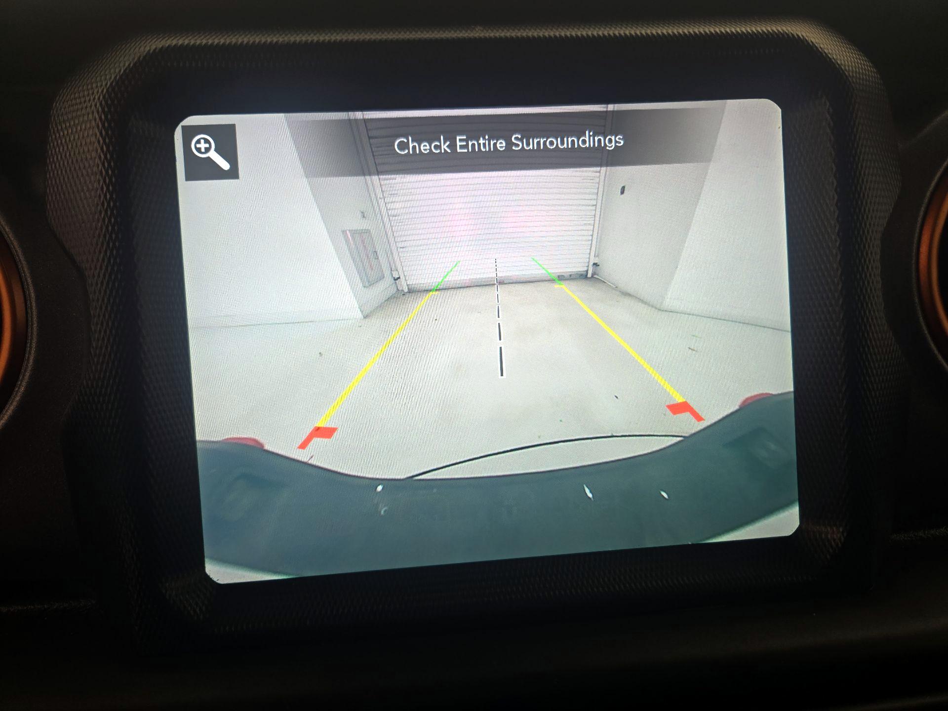 Thumbnail: 2021 Jeep Gladiator - 14