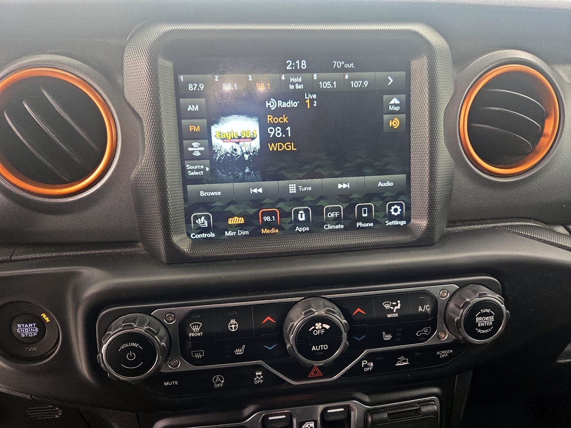 Thumbnail: 2021 Jeep Gladiator - 15