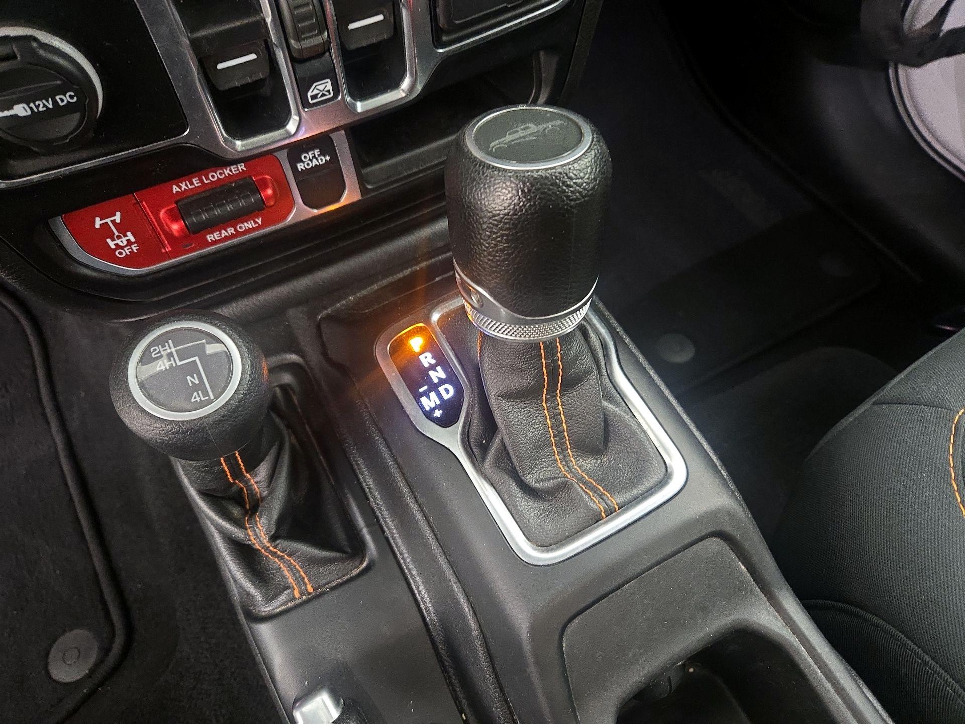 Thumbnail: 2021 Jeep Gladiator - 17