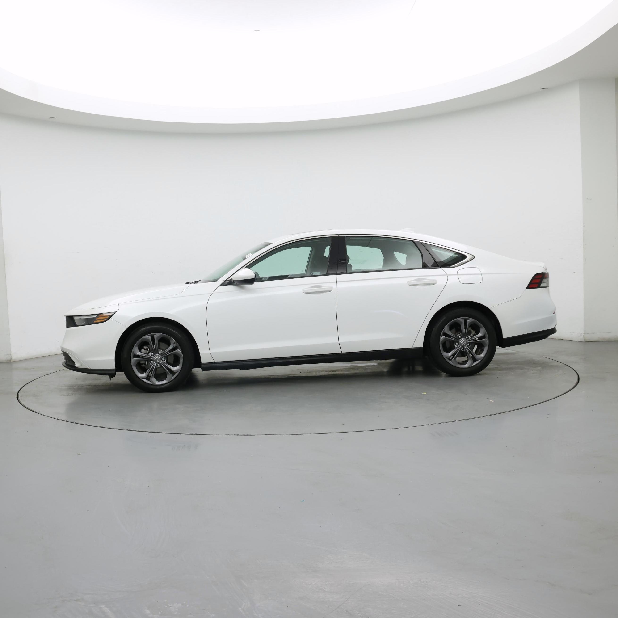 Thumbnail: 2023 Honda Accord - 3