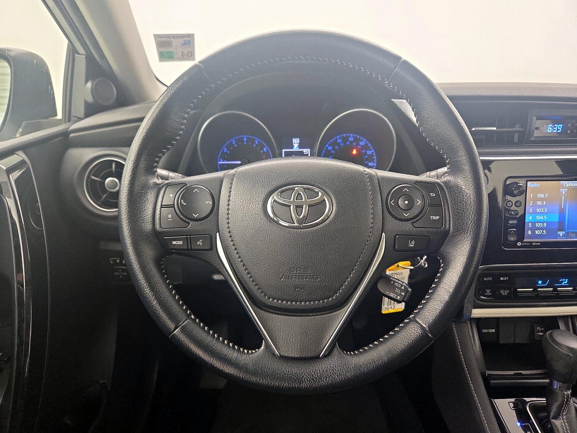 Thumbnail: 2018 Toyota Corolla iM - 10