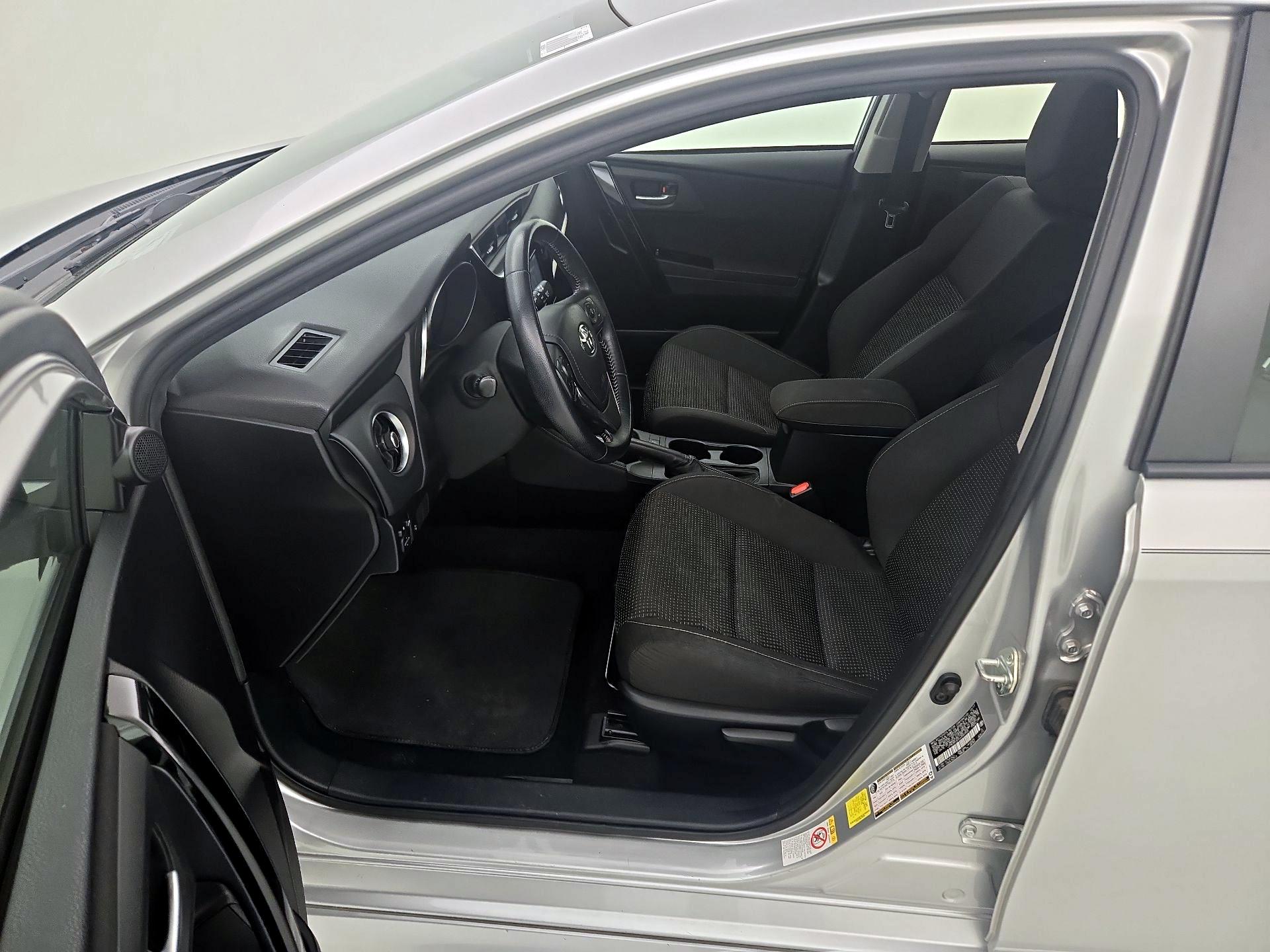 Thumbnail: 2018 Toyota Corolla iM - 11