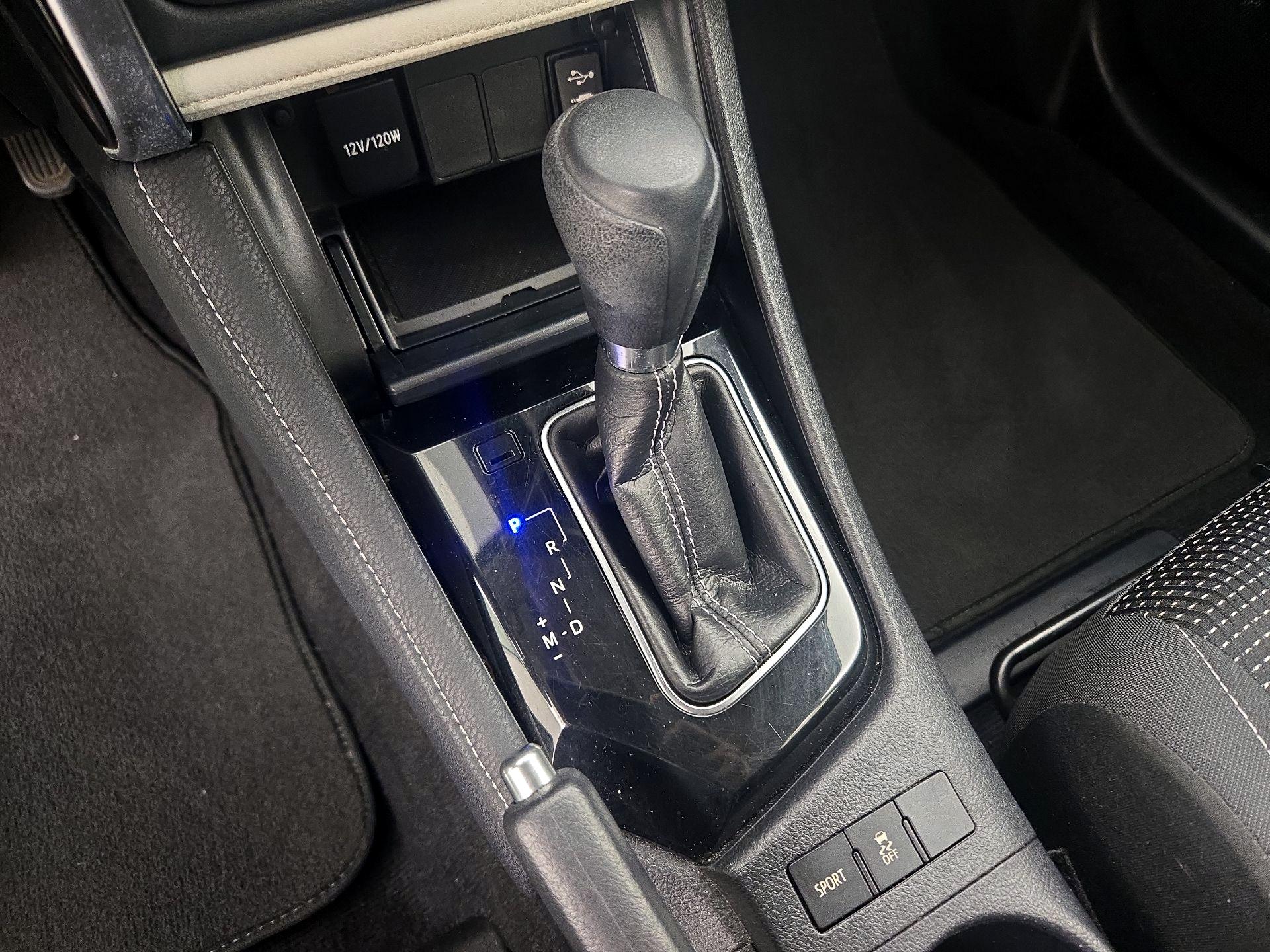 Thumbnail: 2018 Toyota Corolla iM - 17