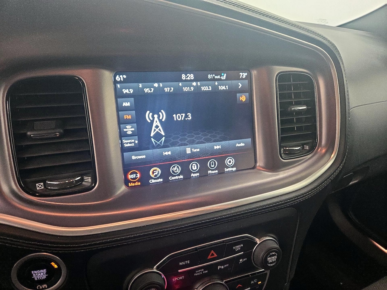 2021 Dodge Charger GT - Photo 16