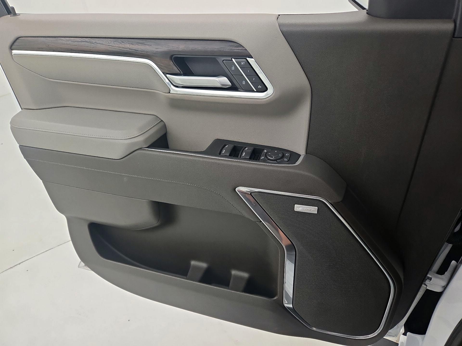 Thumbnail: 2025 GMC Sierra 1500 - 12