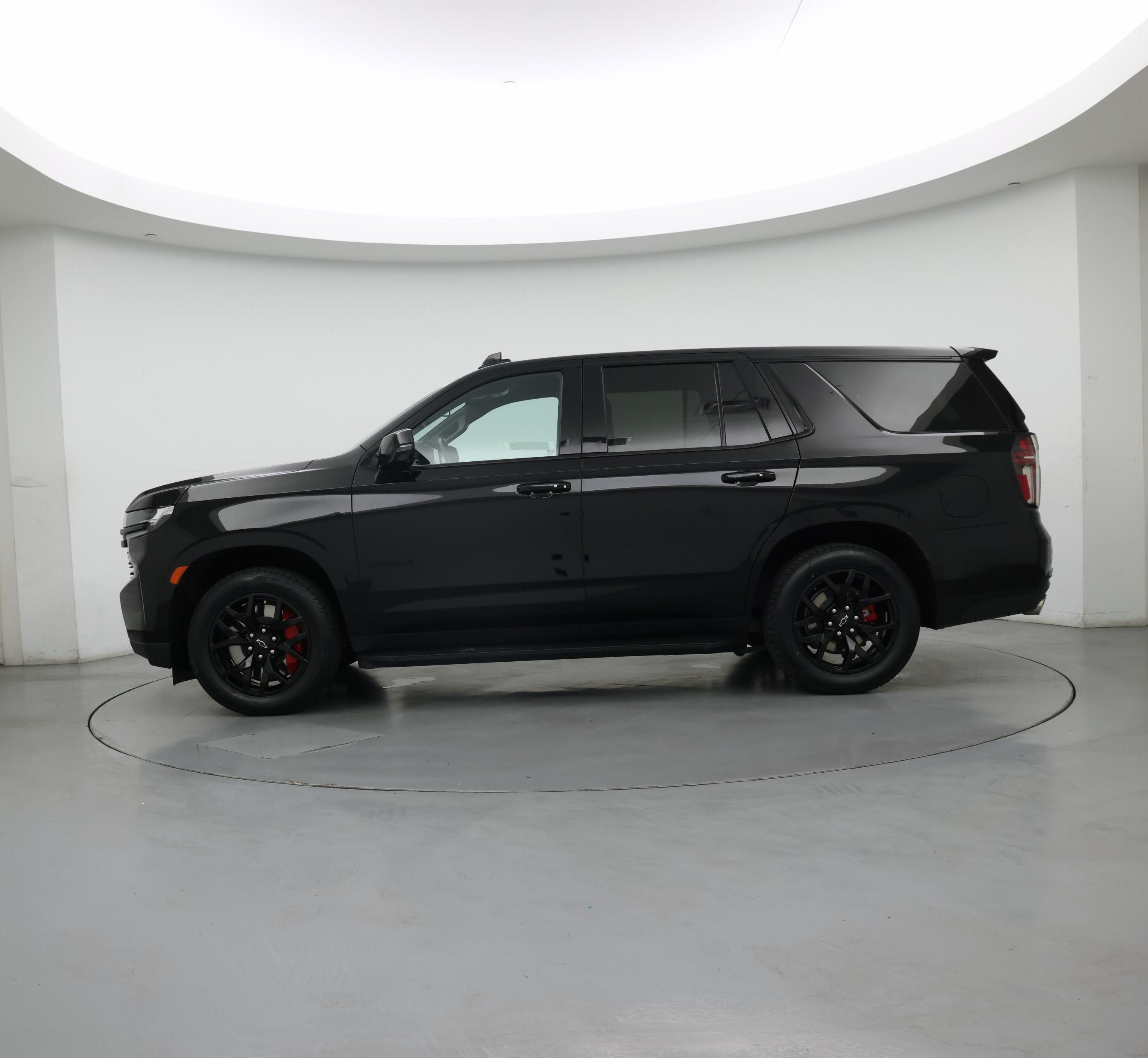 Thumbnail: 2023 Chevrolet Tahoe - 3