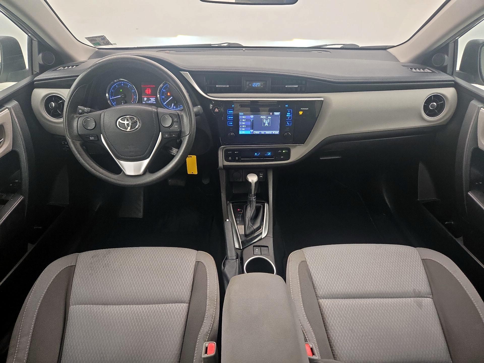 Thumbnail: 2017 Toyota Corolla - 9