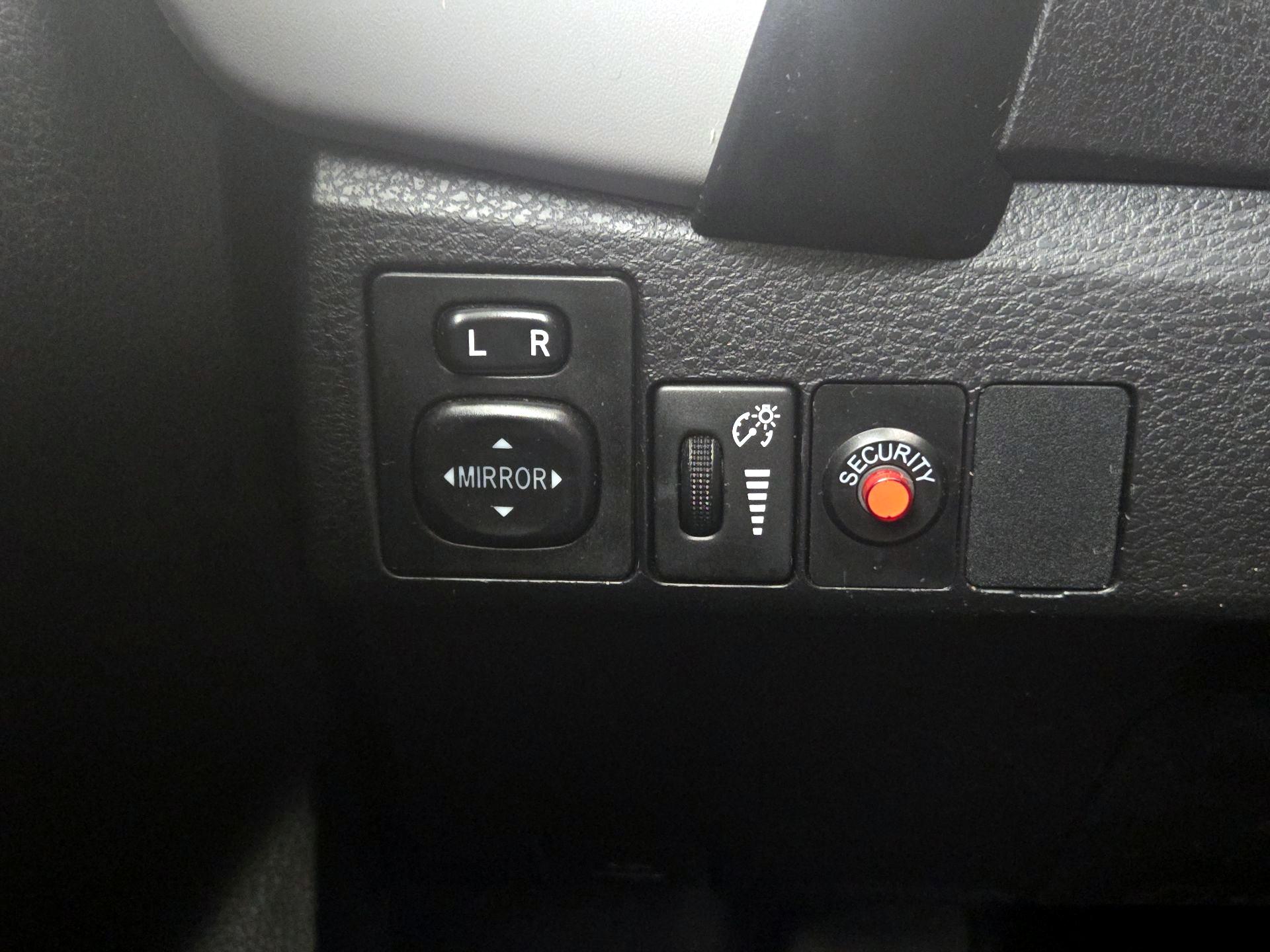 Thumbnail: 2017 Toyota Corolla - 13