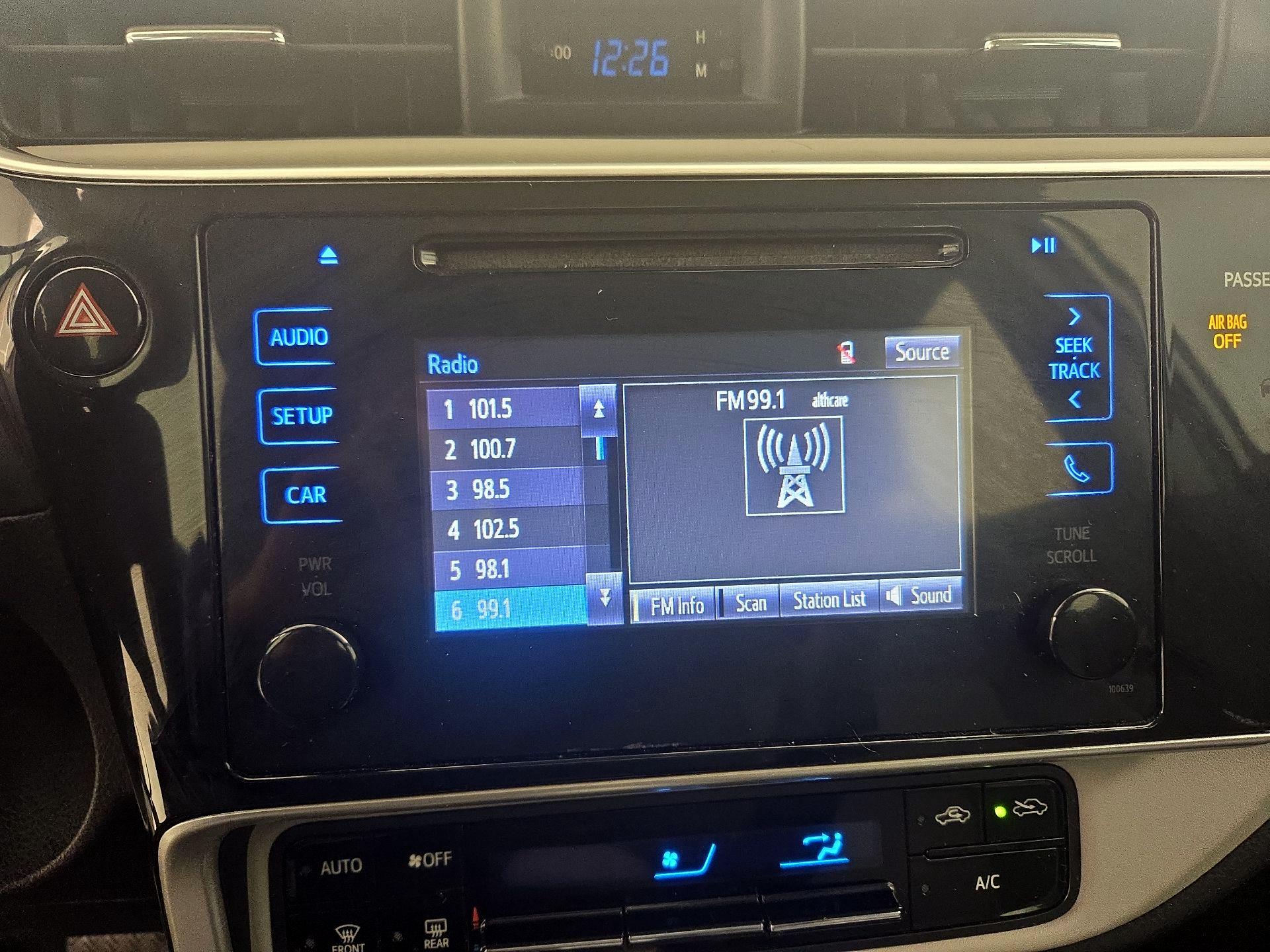 Thumbnail: 2017 Toyota Corolla - 15