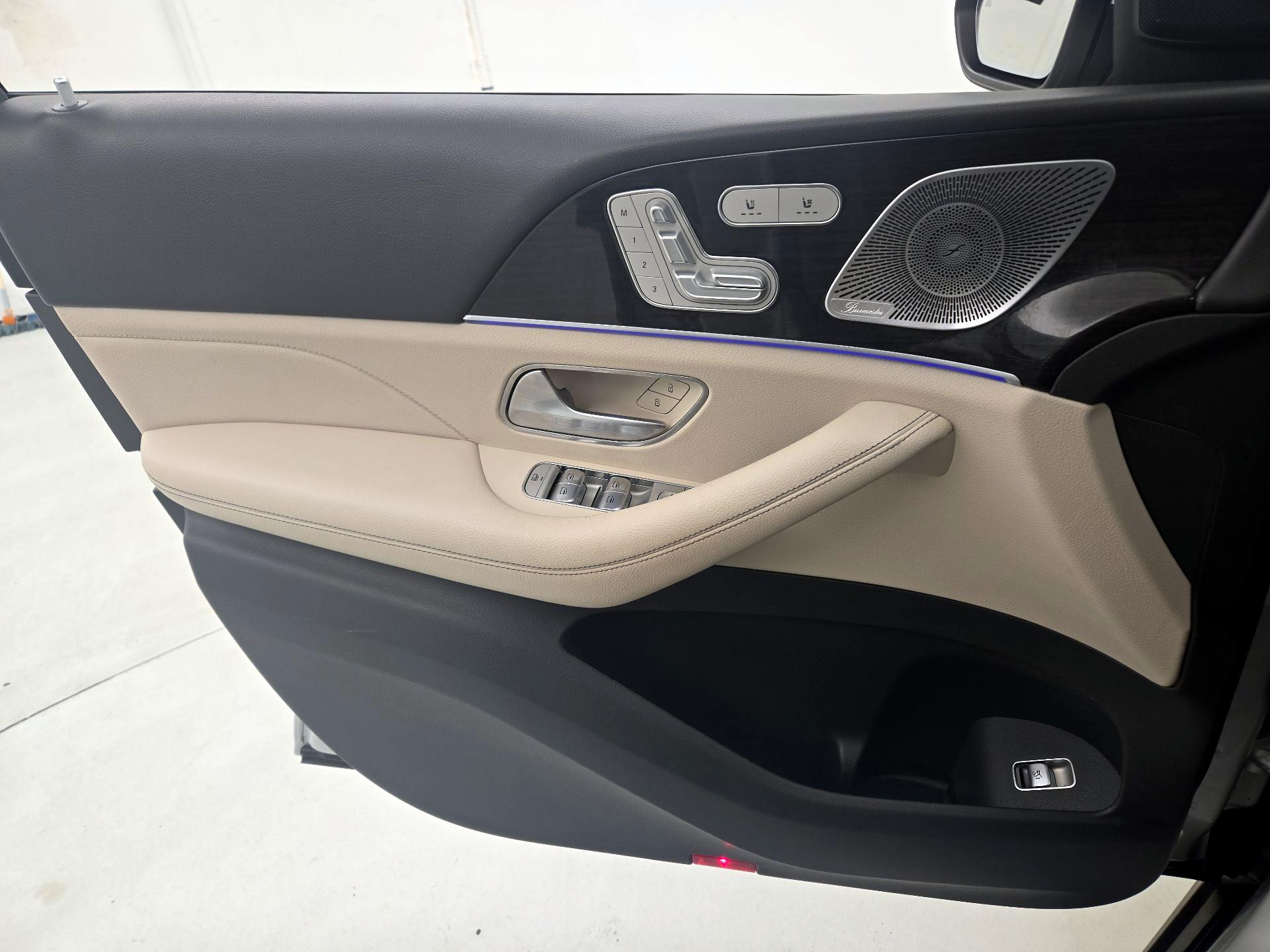 Thumbnail: 2020 Mercedes-Benz GLE - 12