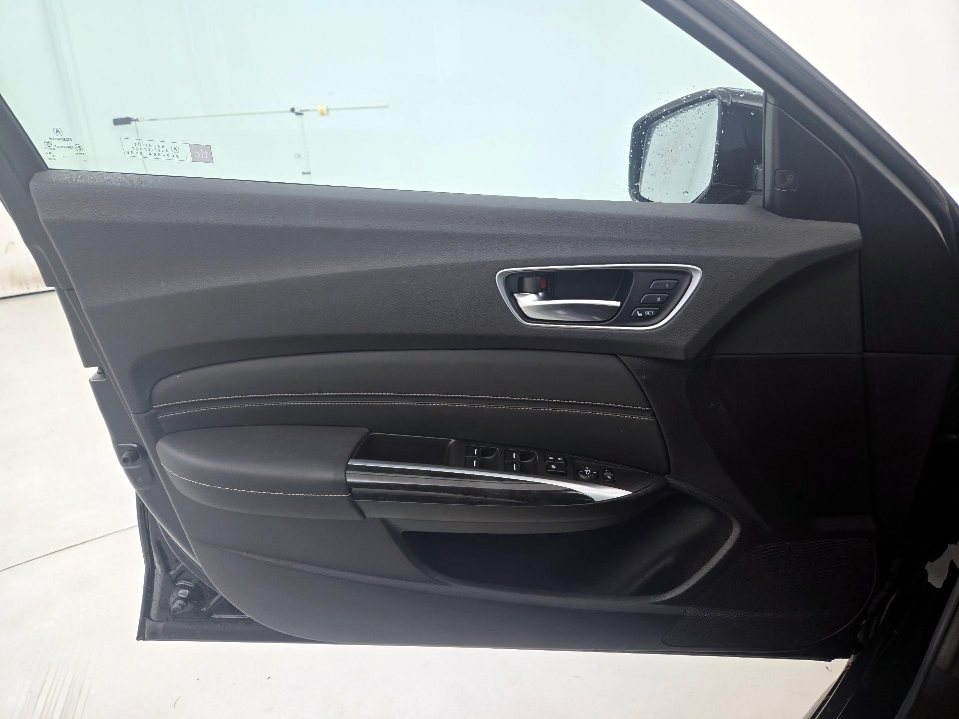 Thumbnail: 2020 Acura TLX - 12