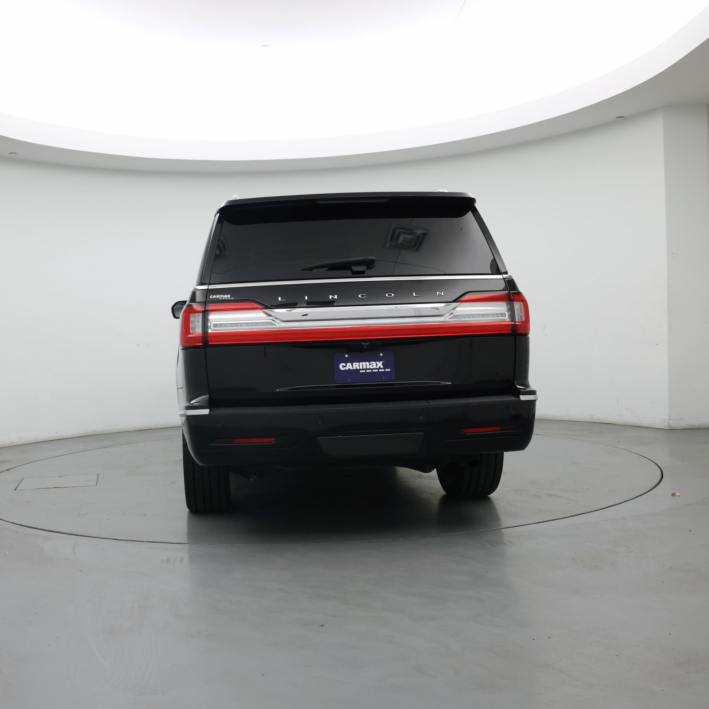 Thumbnail: 2021 Lincoln Navigator L - 6