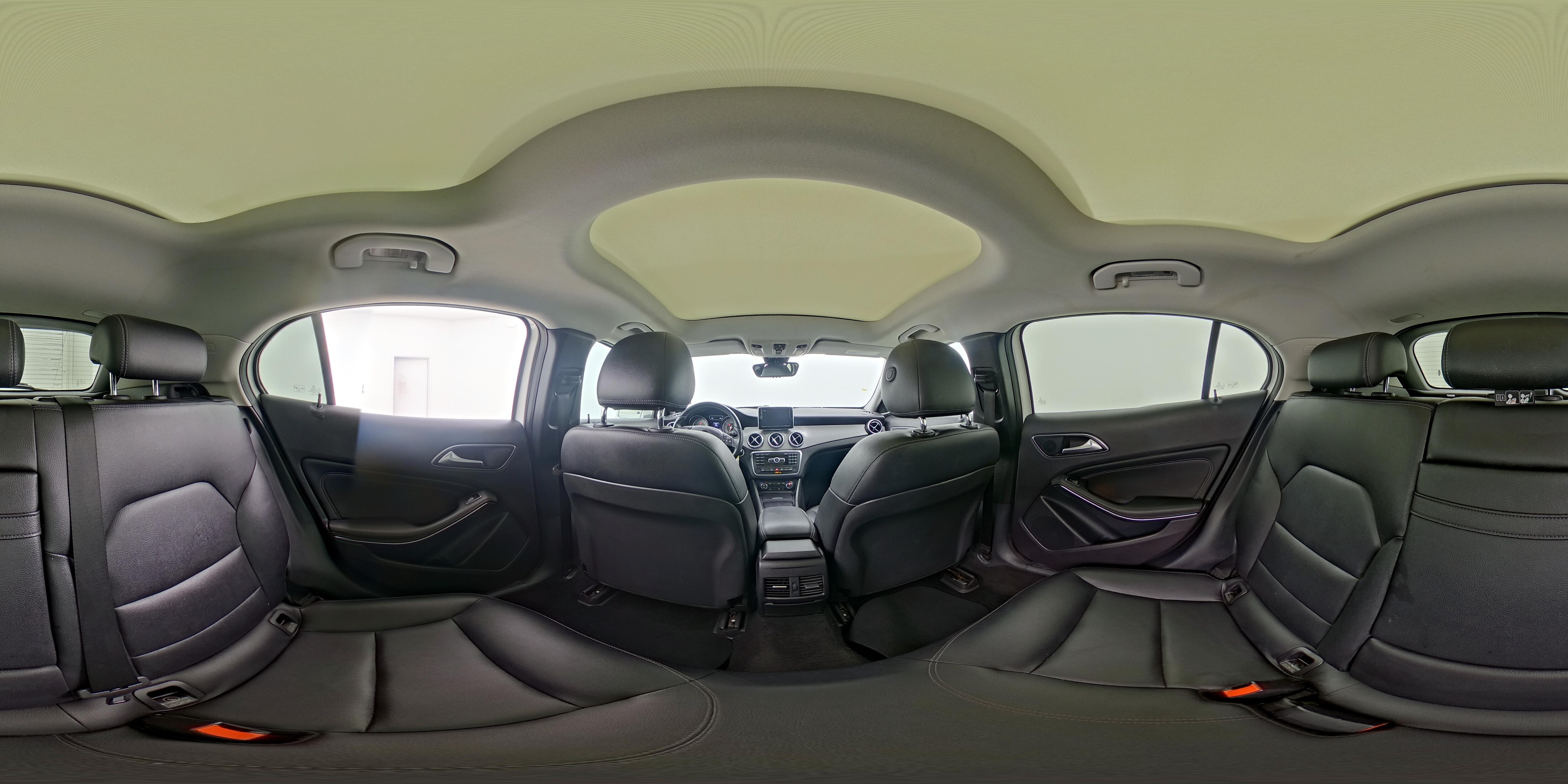 2015 Mercedes-Benz GLA-Class GLA250 - Photo 28
