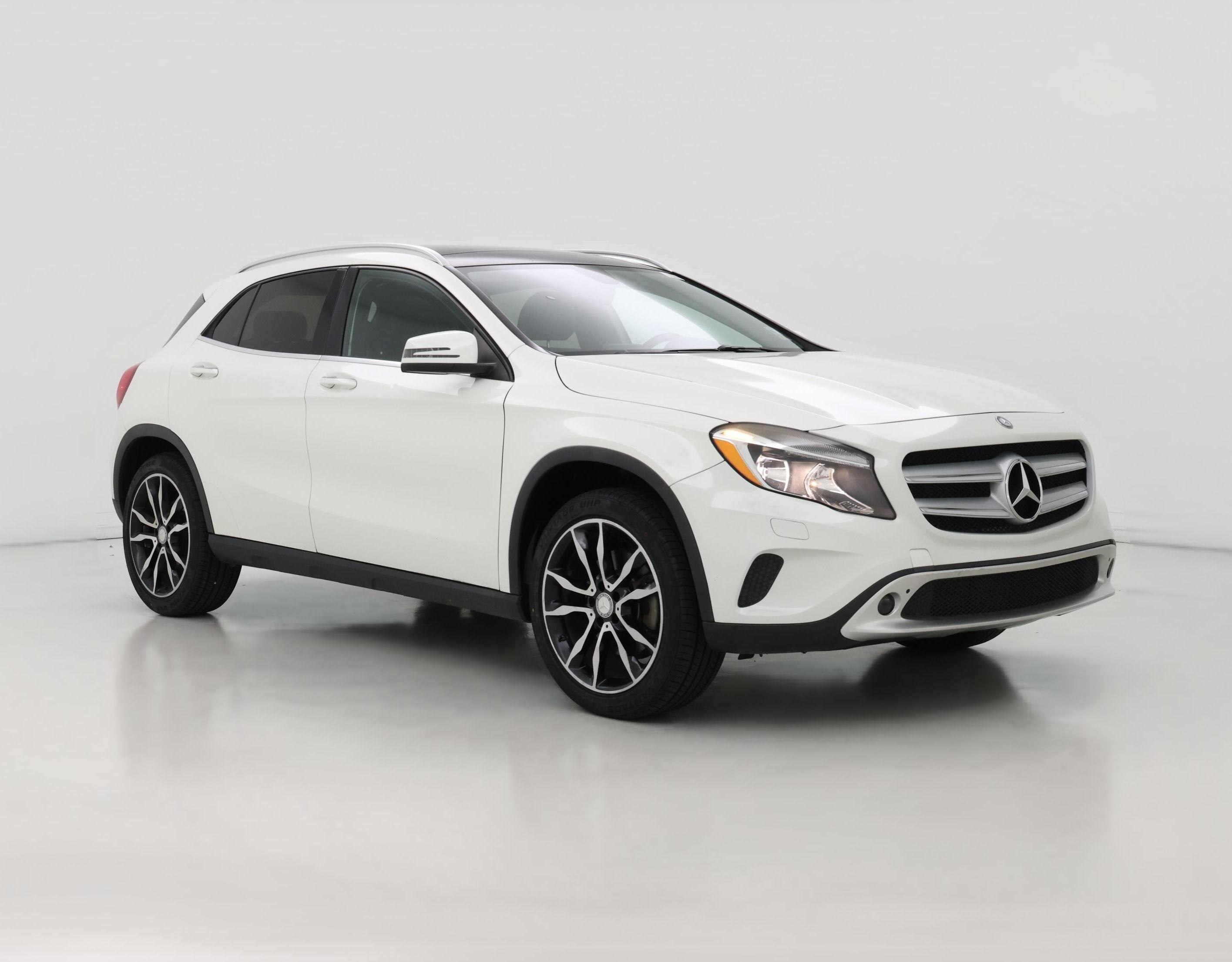 Thumbnail: 2015 Mercedes-Benz GLA - 1