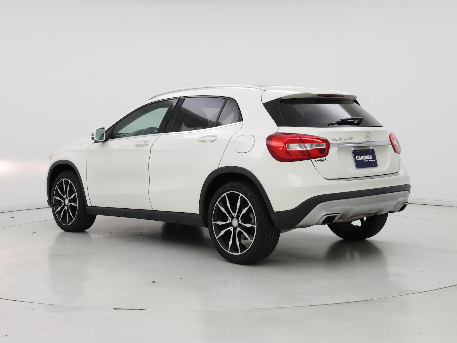 2015 Mercedes-Benz GLA-Class GLA250 - Photo 3