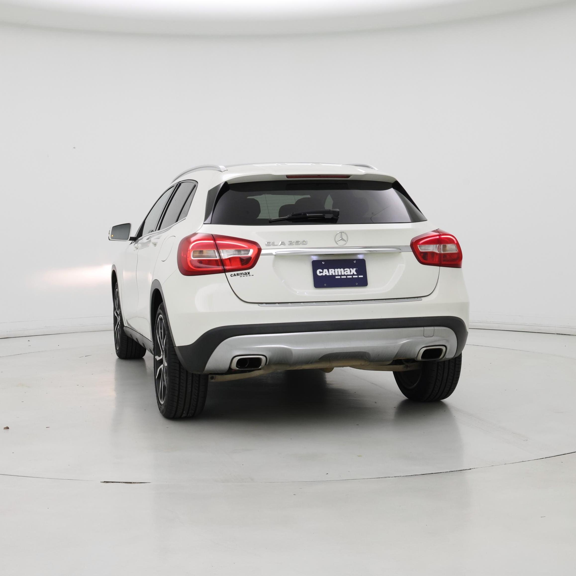 Thumbnail: 2015 Mercedes-Benz GLA - 6