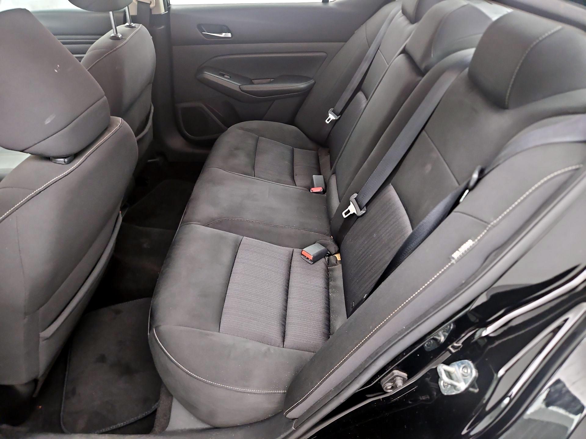 Thumbnail: 2020 Nissan Altima - 19