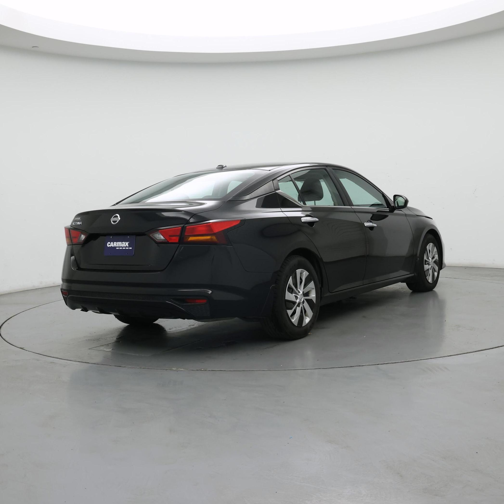 Thumbnail: 2020 Nissan Altima - 8