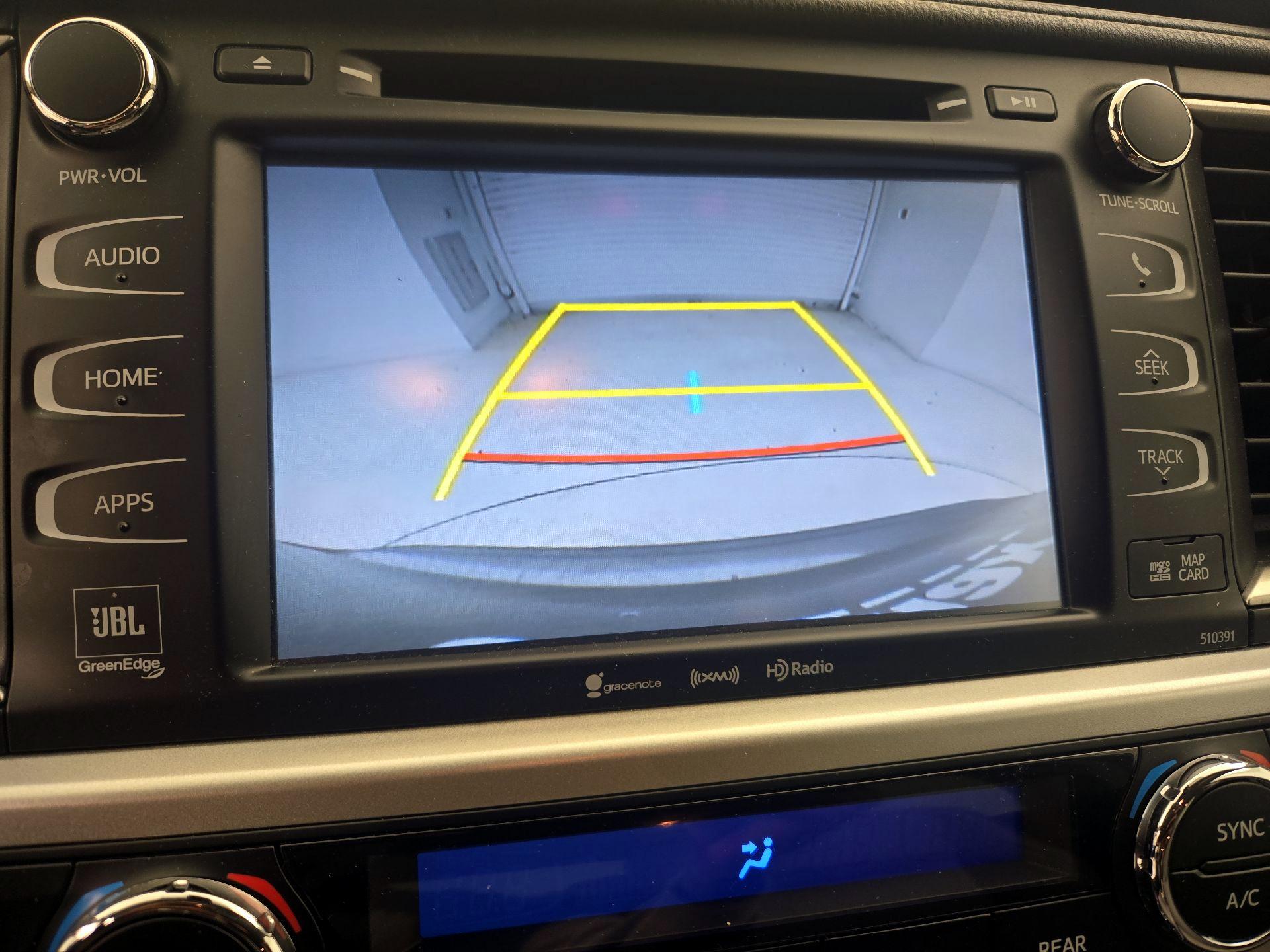 Thumbnail: 2019 Toyota Highlander - 14