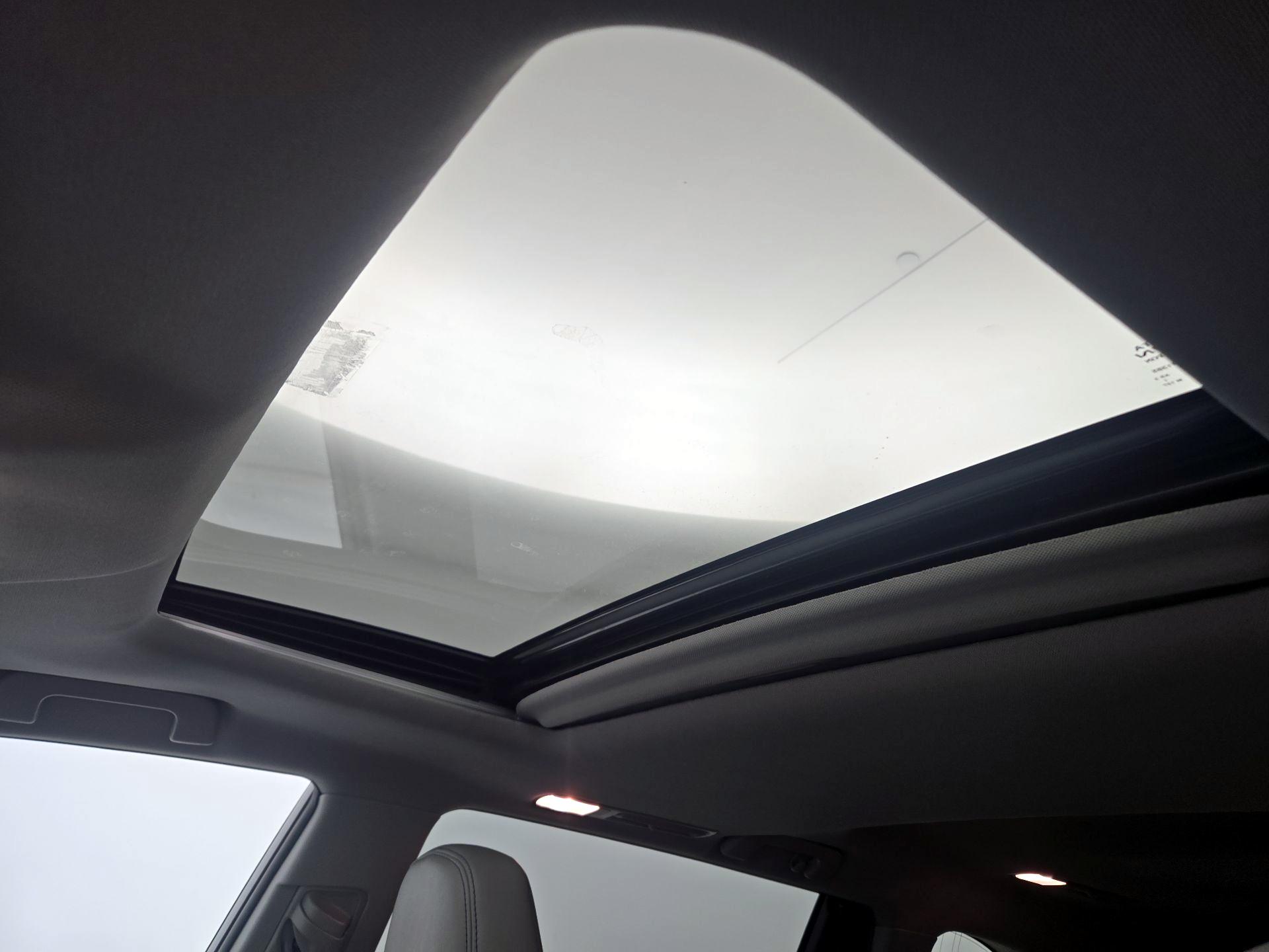 Thumbnail: 2019 Toyota Highlander - 19