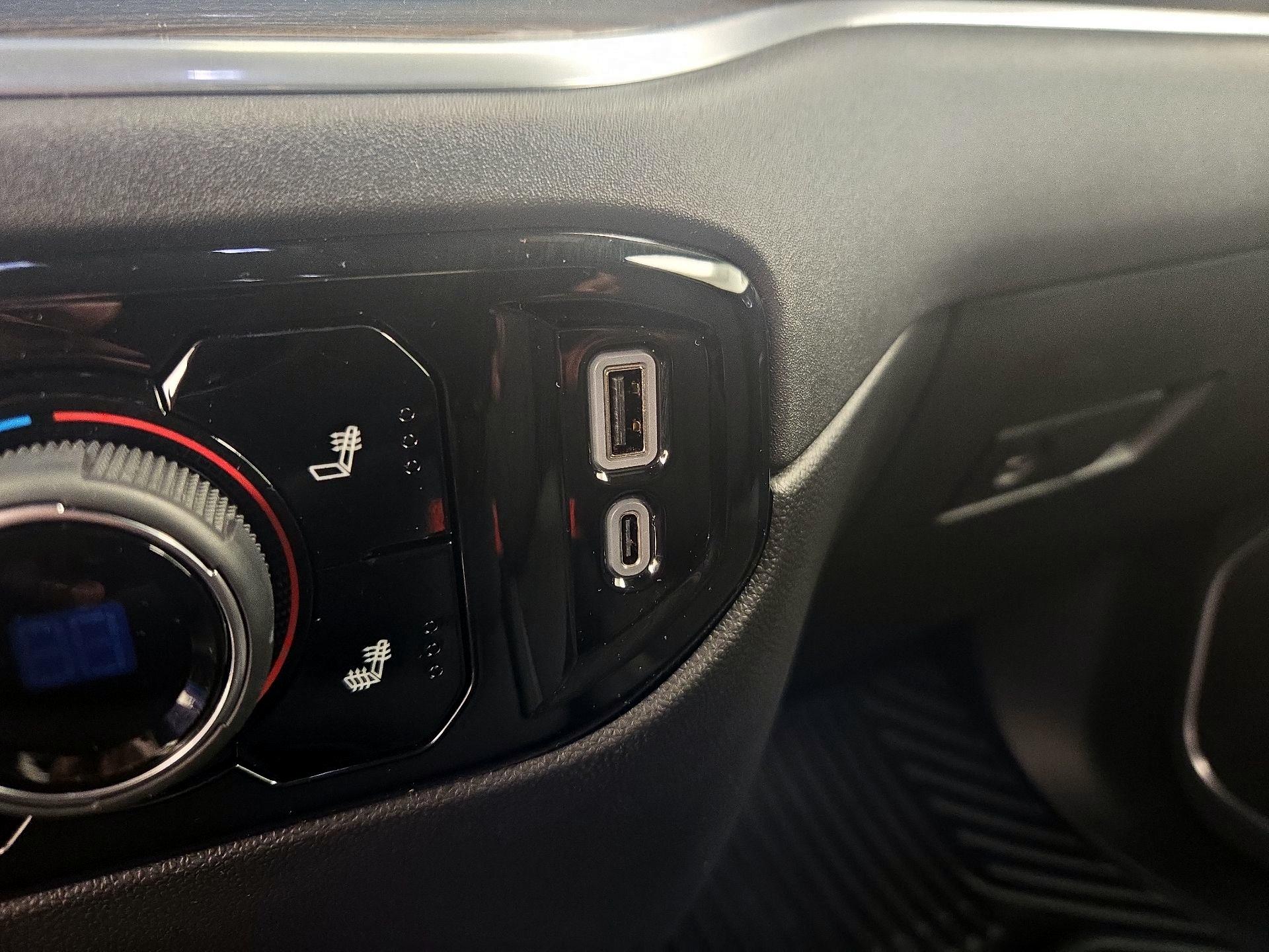 Thumbnail: 2026 Chevrolet Silverado 1500 - 19