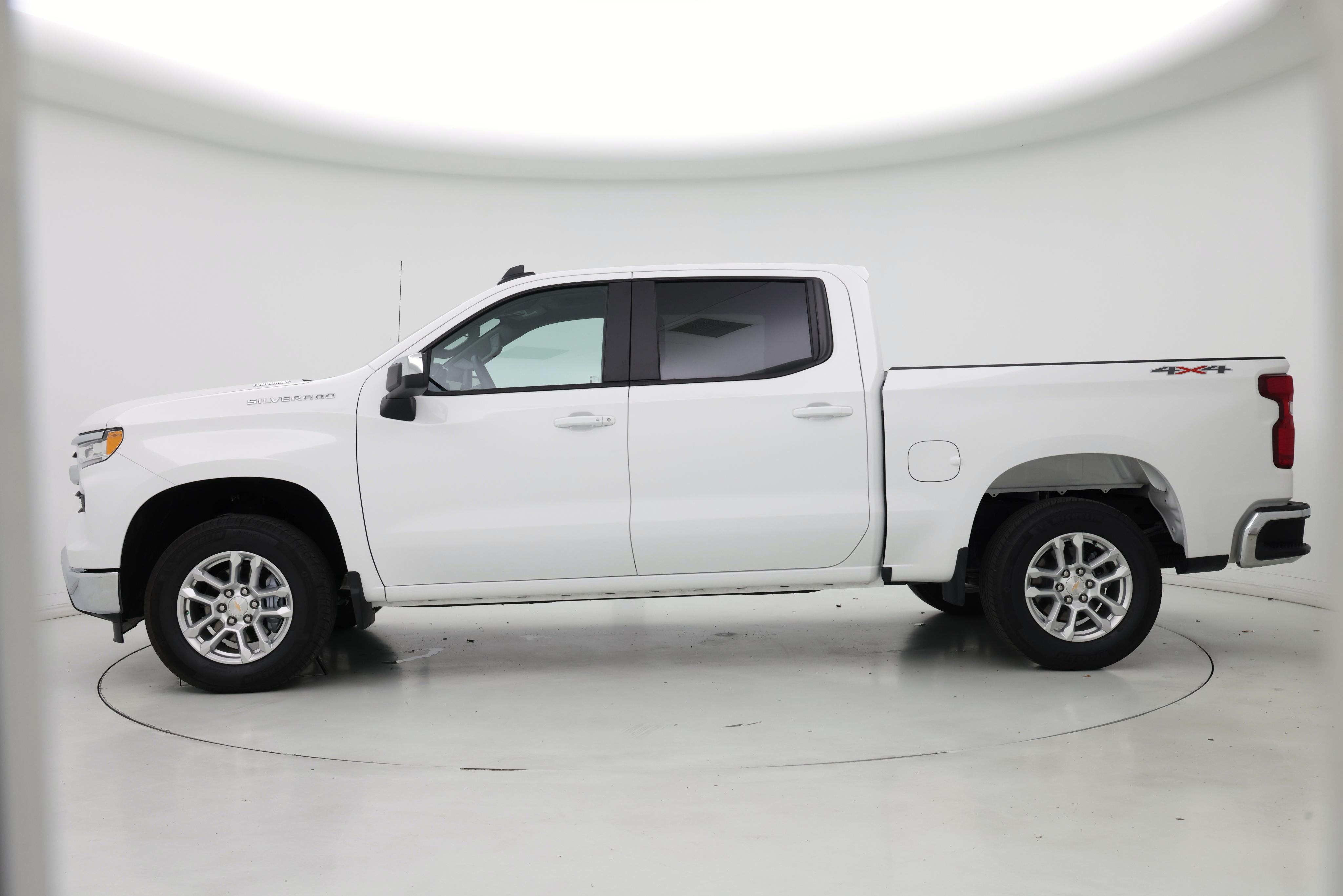 Thumbnail: 2026 Chevrolet Silverado 1500 - 3