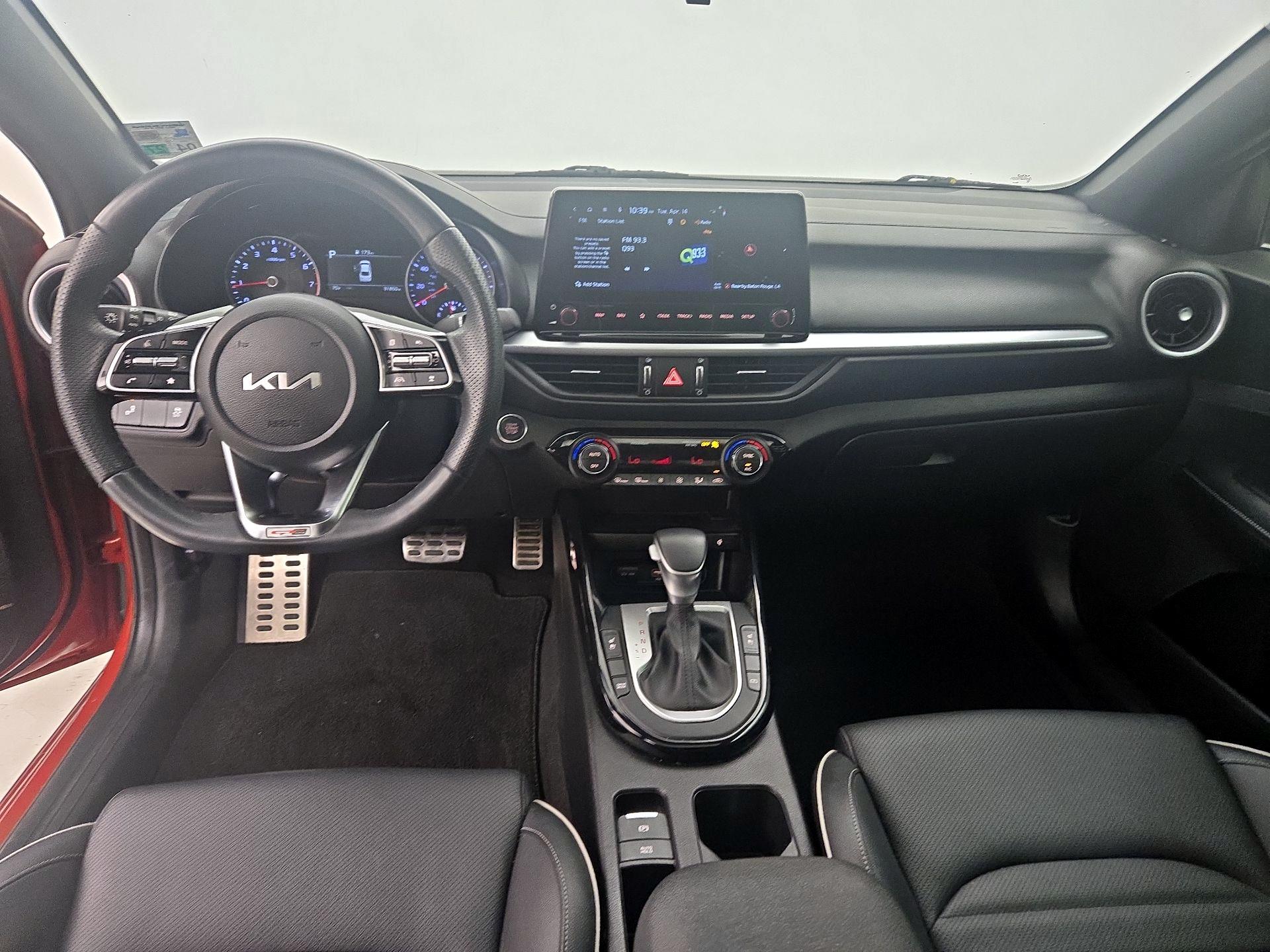 Thumbnail: 2023 Kia Forte - 9