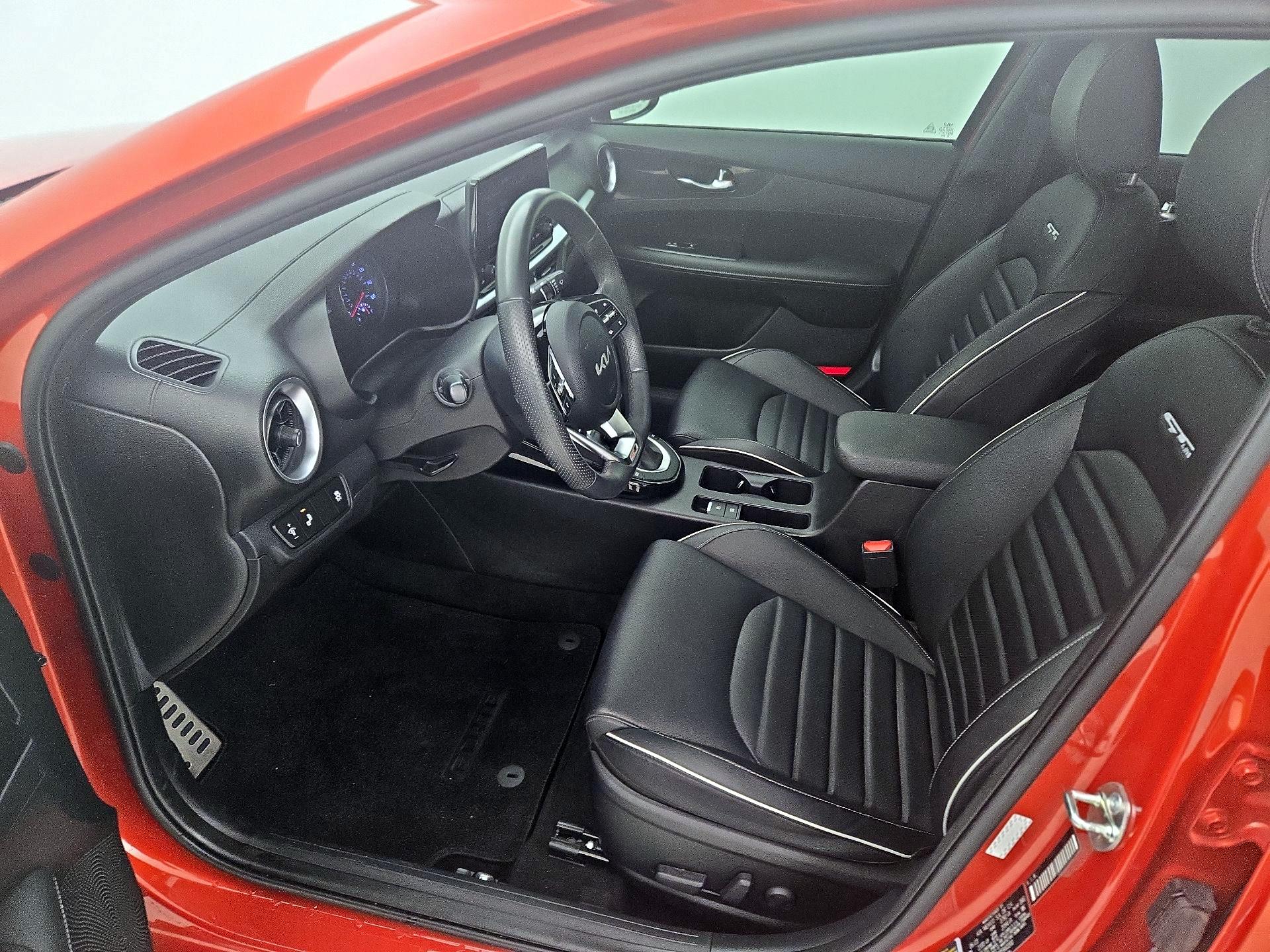 Thumbnail: 2023 Kia Forte - 11