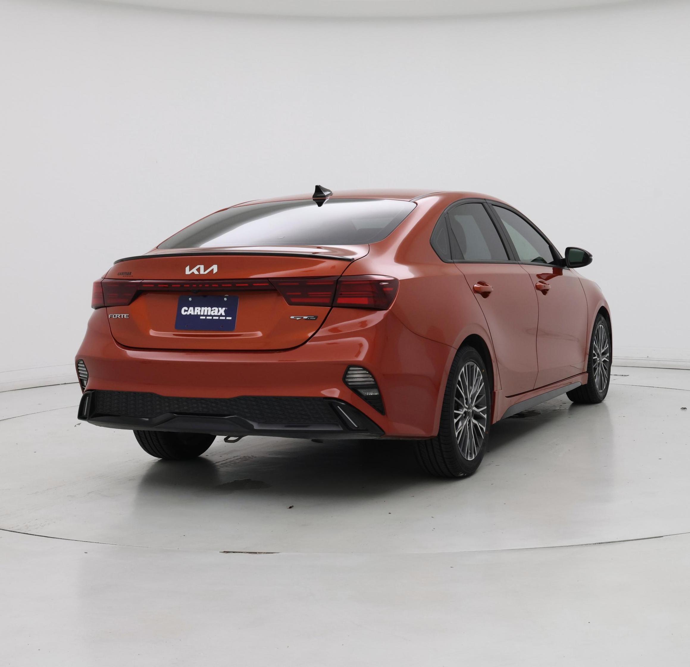 Thumbnail: 2023 Kia Forte - 8