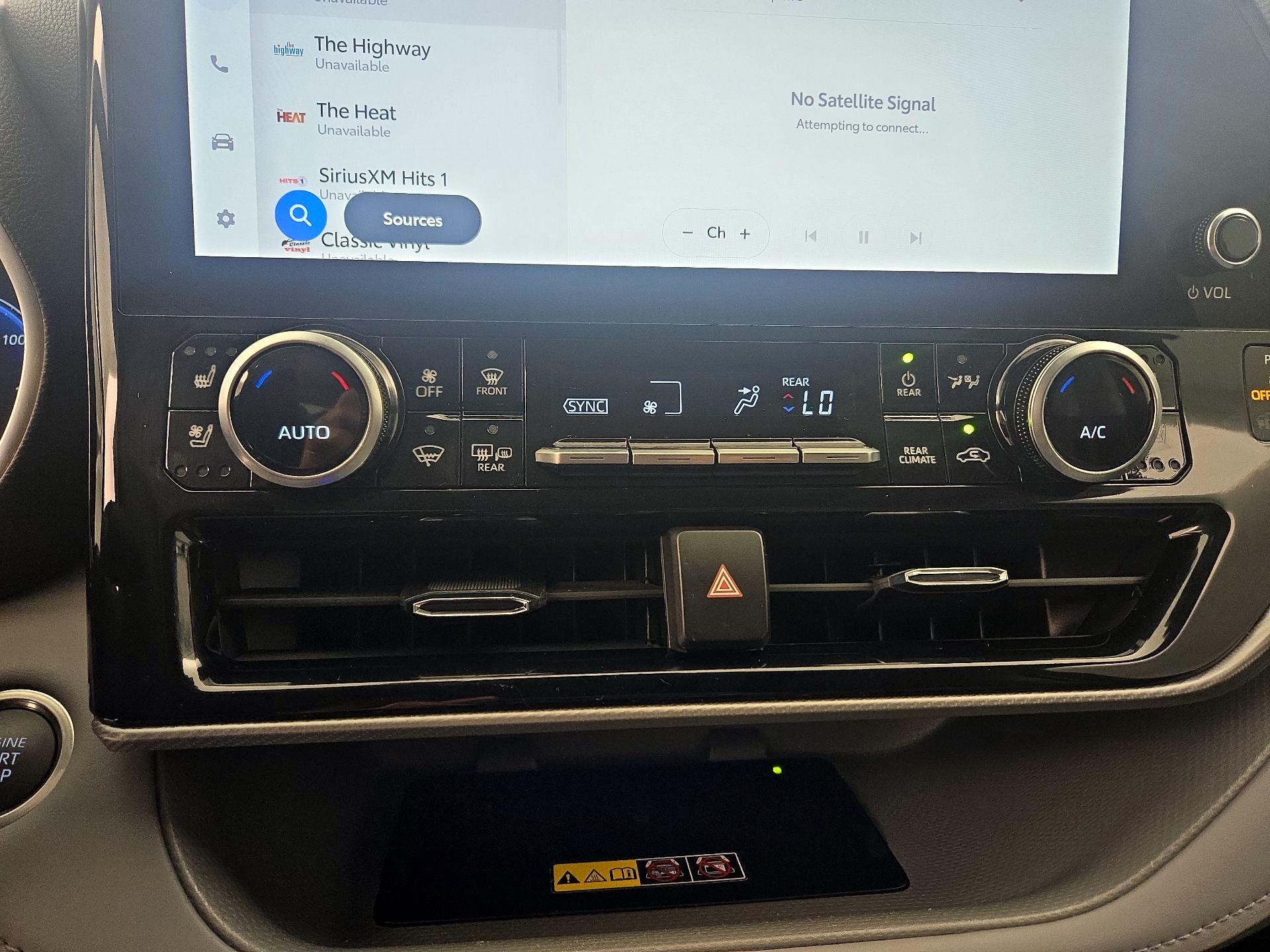 Thumbnail: 2026 Toyota Highlander - 17