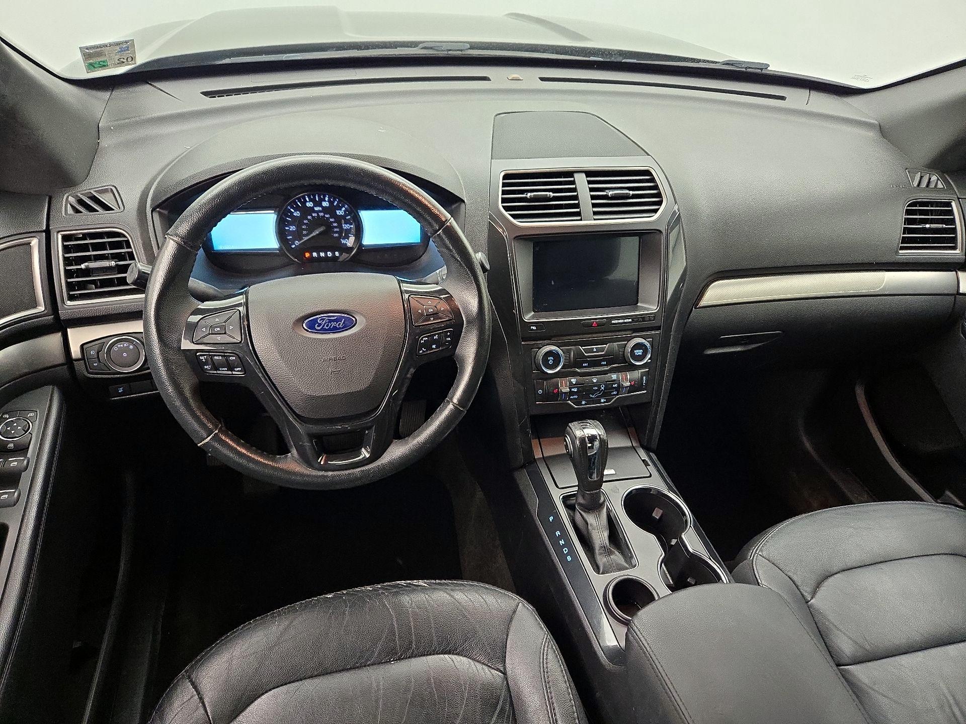 Thumbnail: 2018 Ford Explorer - 9