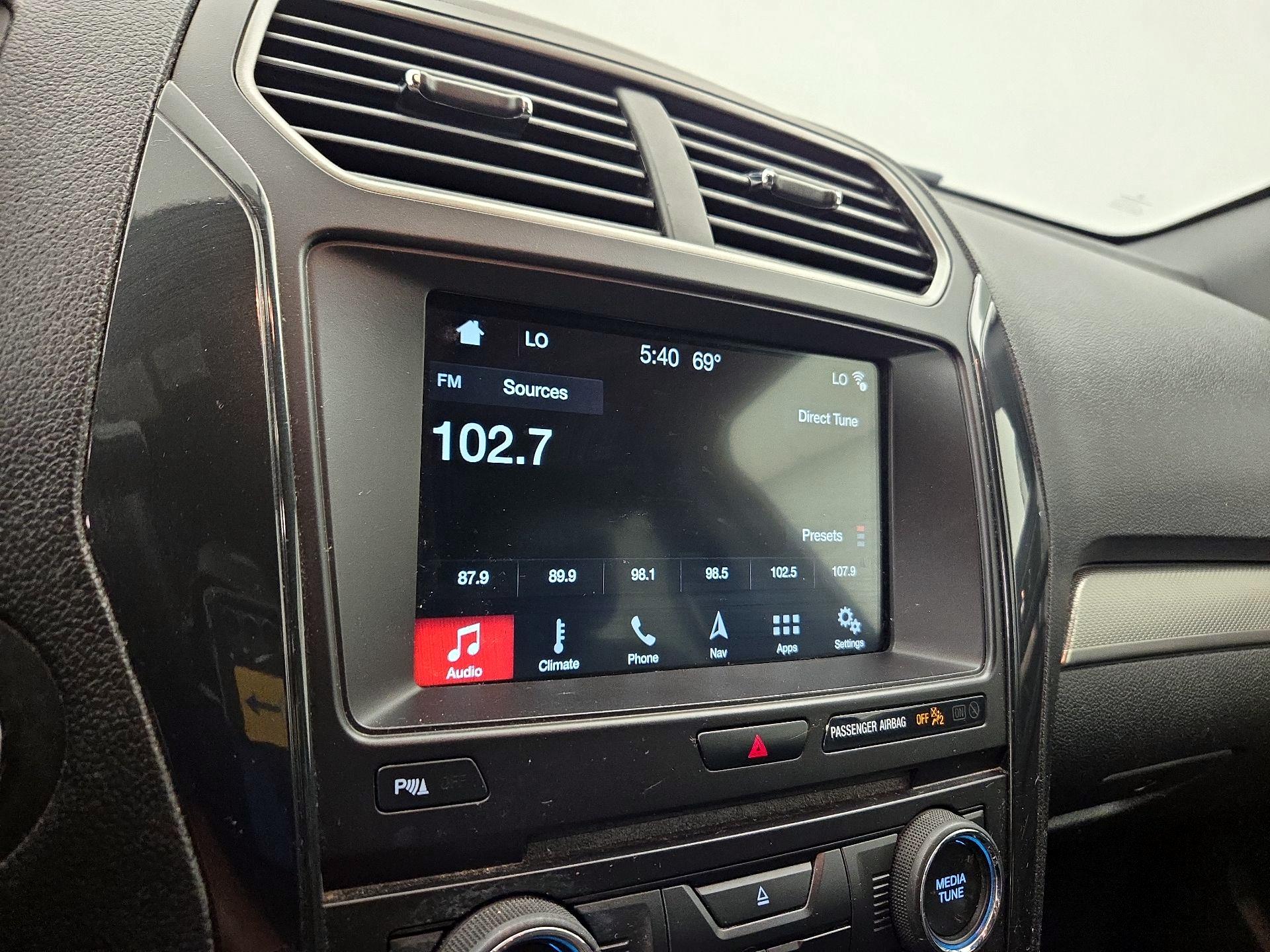 Thumbnail: 2018 Ford Explorer - 16